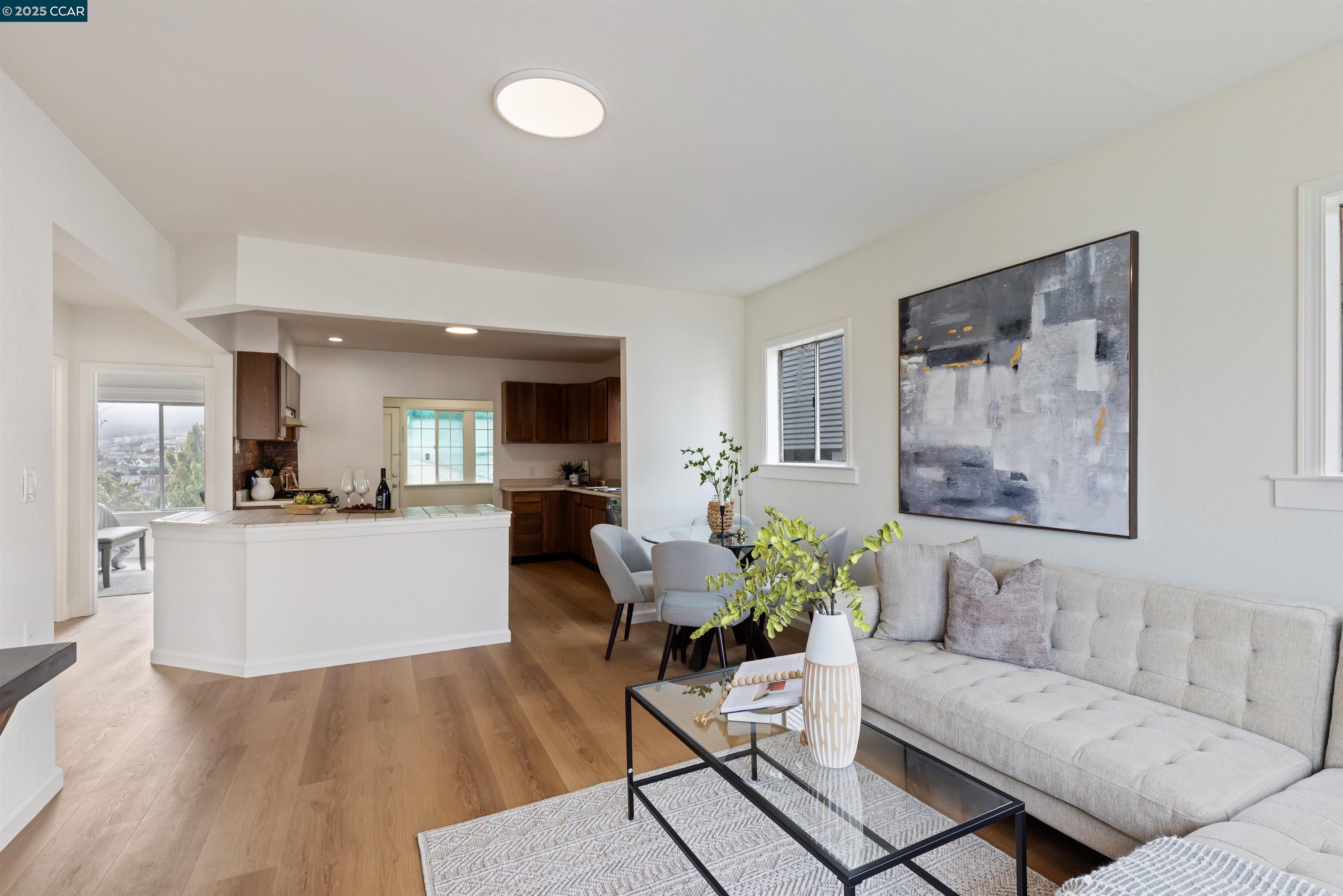 Detail Gallery Image 8 of 43 For 263 Rhine St, Daly City,  CA 94014 - 3 Beds | 2 Baths