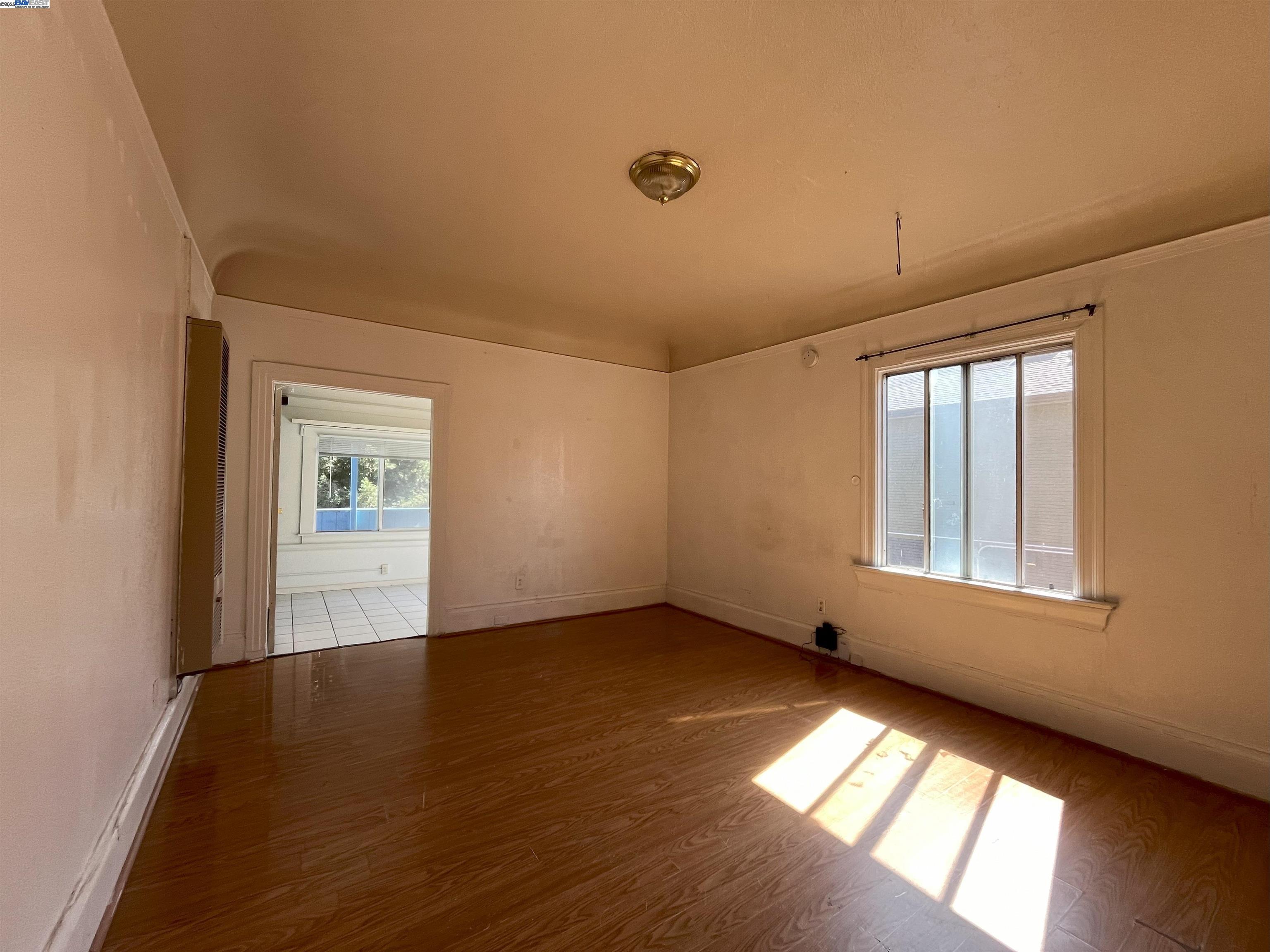 Detail Gallery Image 15 of 28 For 2324 9th Ave, Oakland,  CA 94606 - – Beds | – Baths