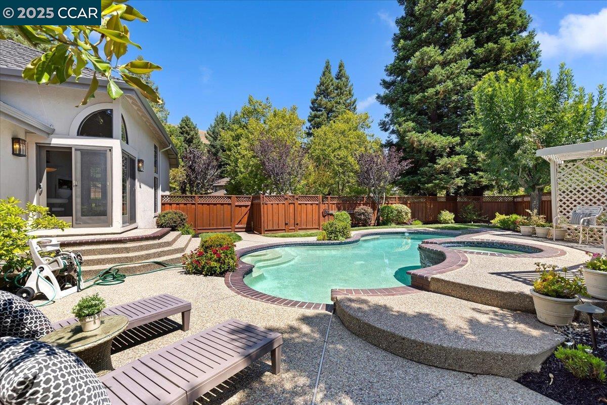 Detail Gallery Image 49 of 60 For 4101 Fox Creek Ct, Danville,  CA 94506-5864 - 5 Beds | 2/1 Baths
