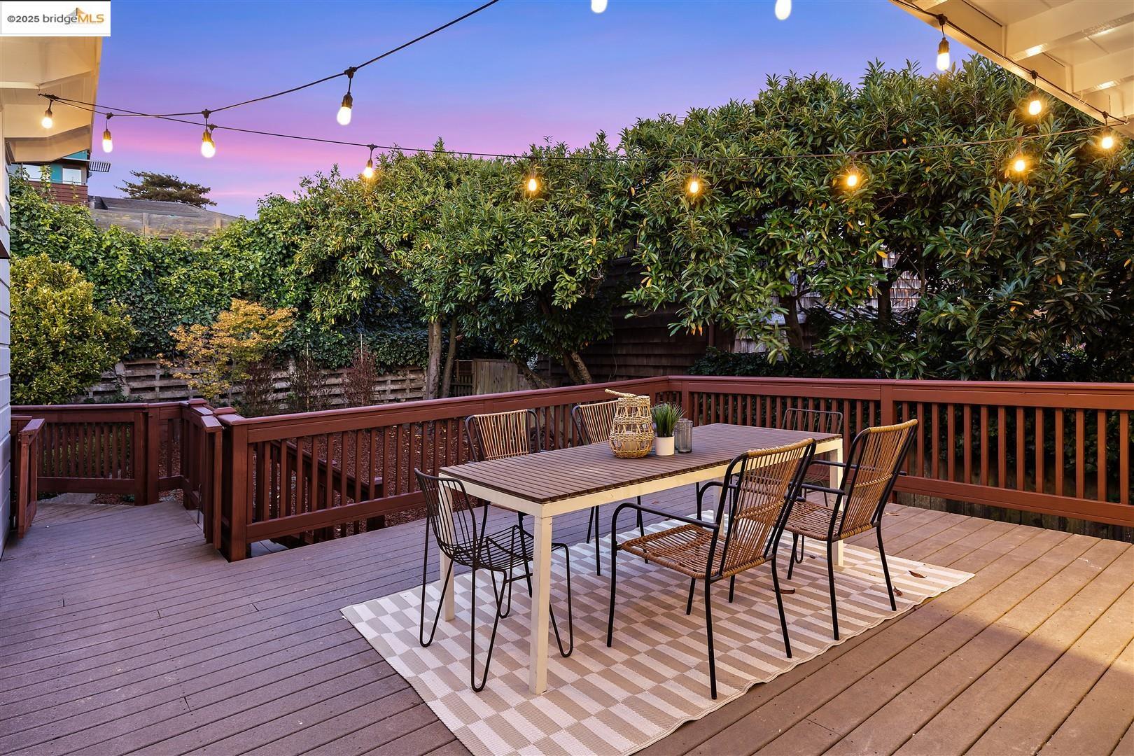 Detail Gallery Image 16 of 37 For 161 Purdue Ave, Kensington,  CA 94708 - 3 Beds | 2 Baths
