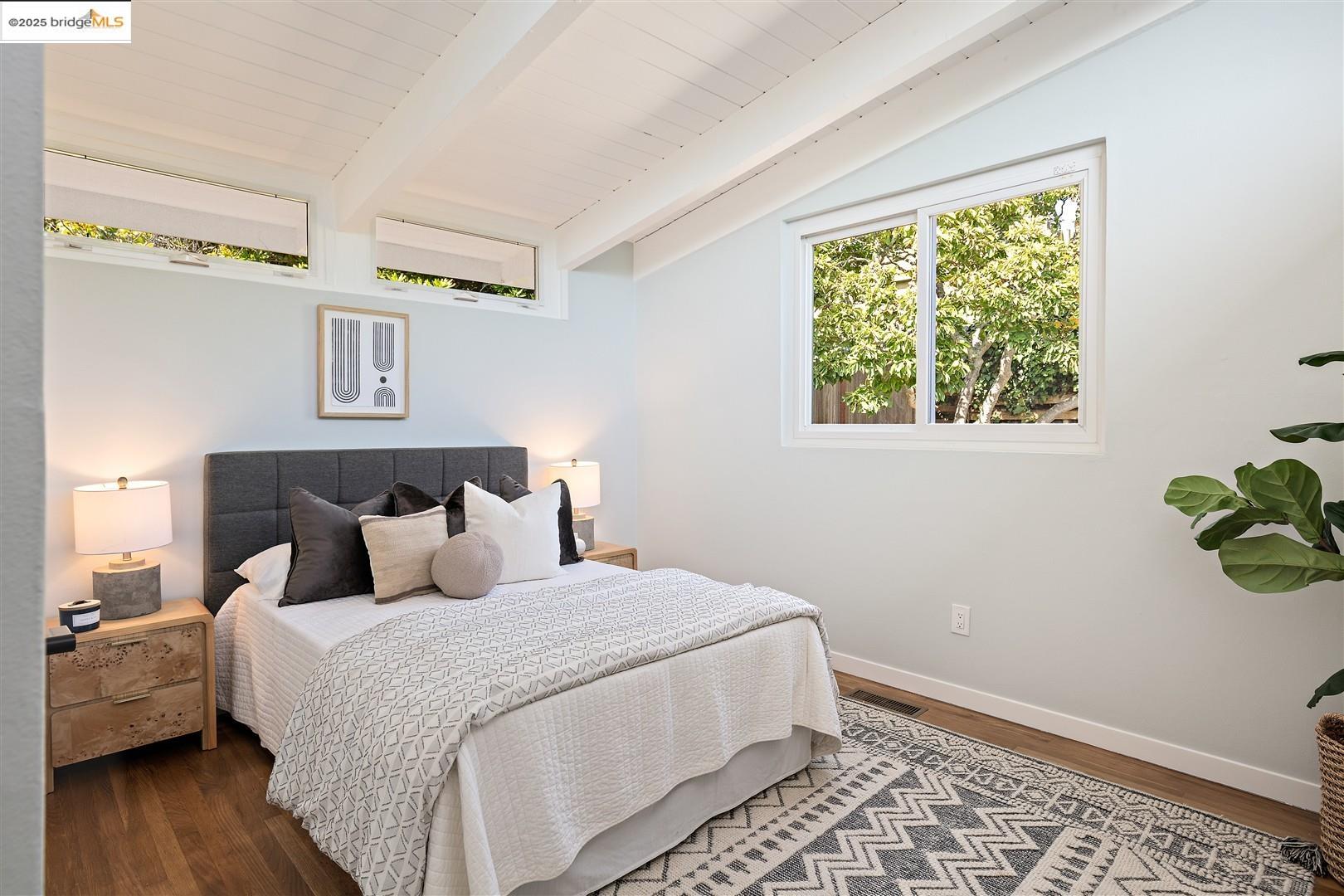 Detail Gallery Image 20 of 37 For 161 Purdue Ave, Kensington,  CA 94708 - 3 Beds | 2 Baths