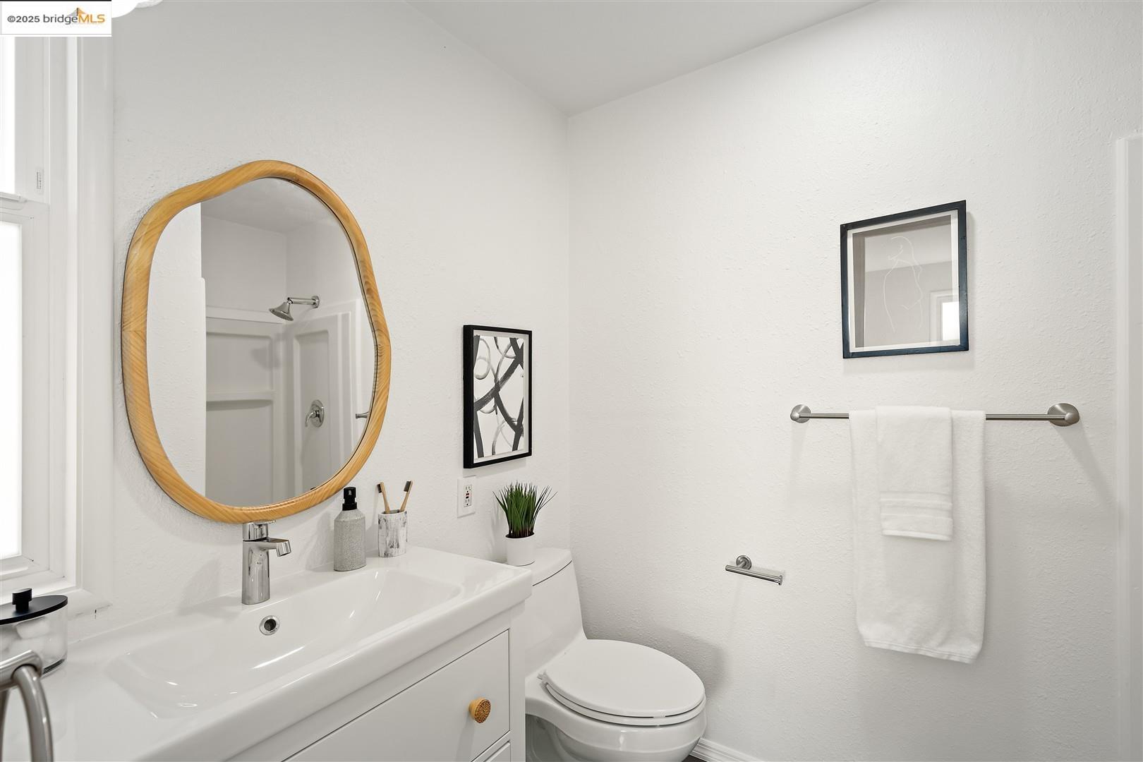 Detail Gallery Image 25 of 37 For 161 Purdue Ave, Kensington,  CA 94708 - 3 Beds | 2 Baths