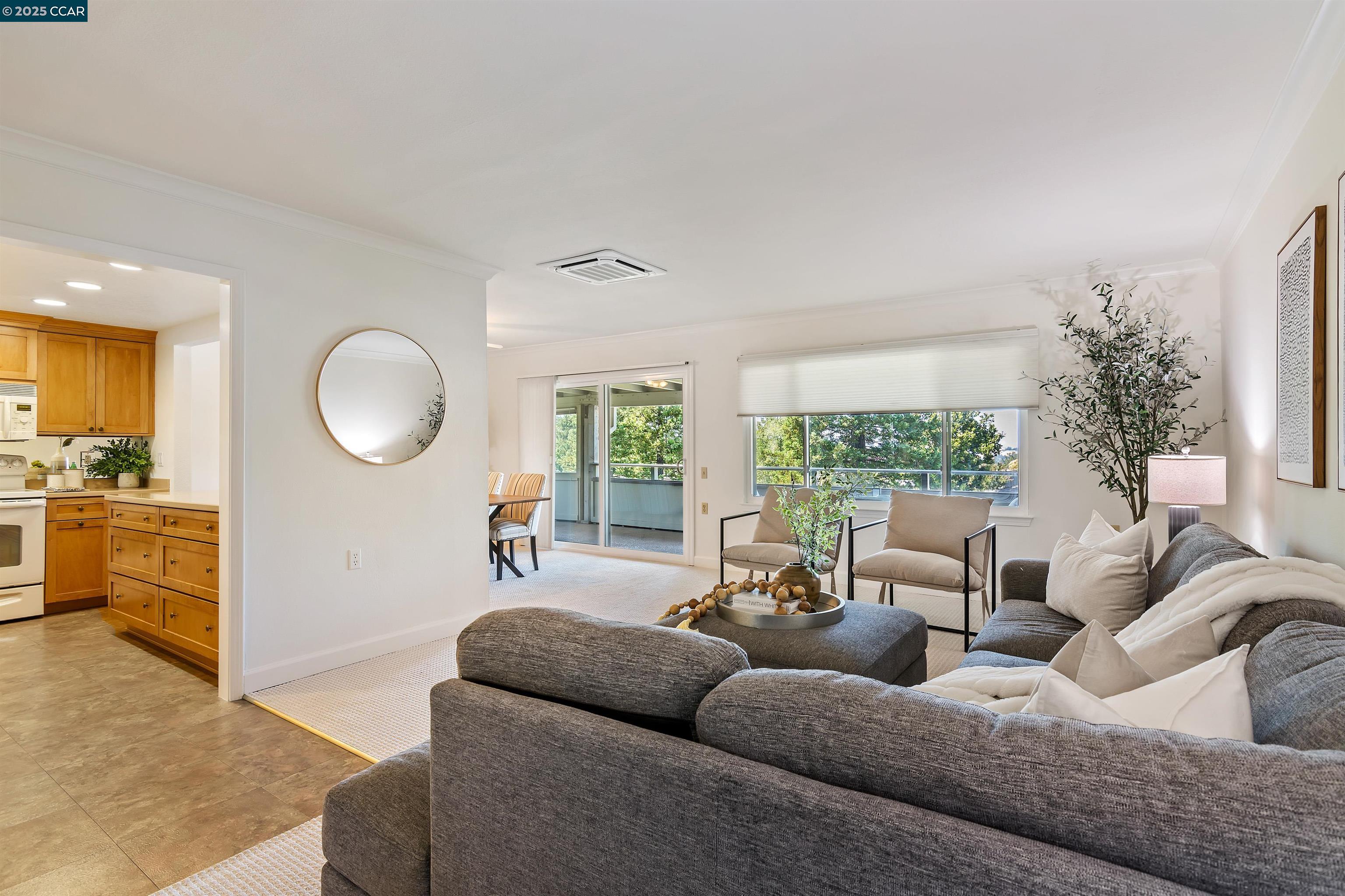 Photo #6: 41107151 Listing 
