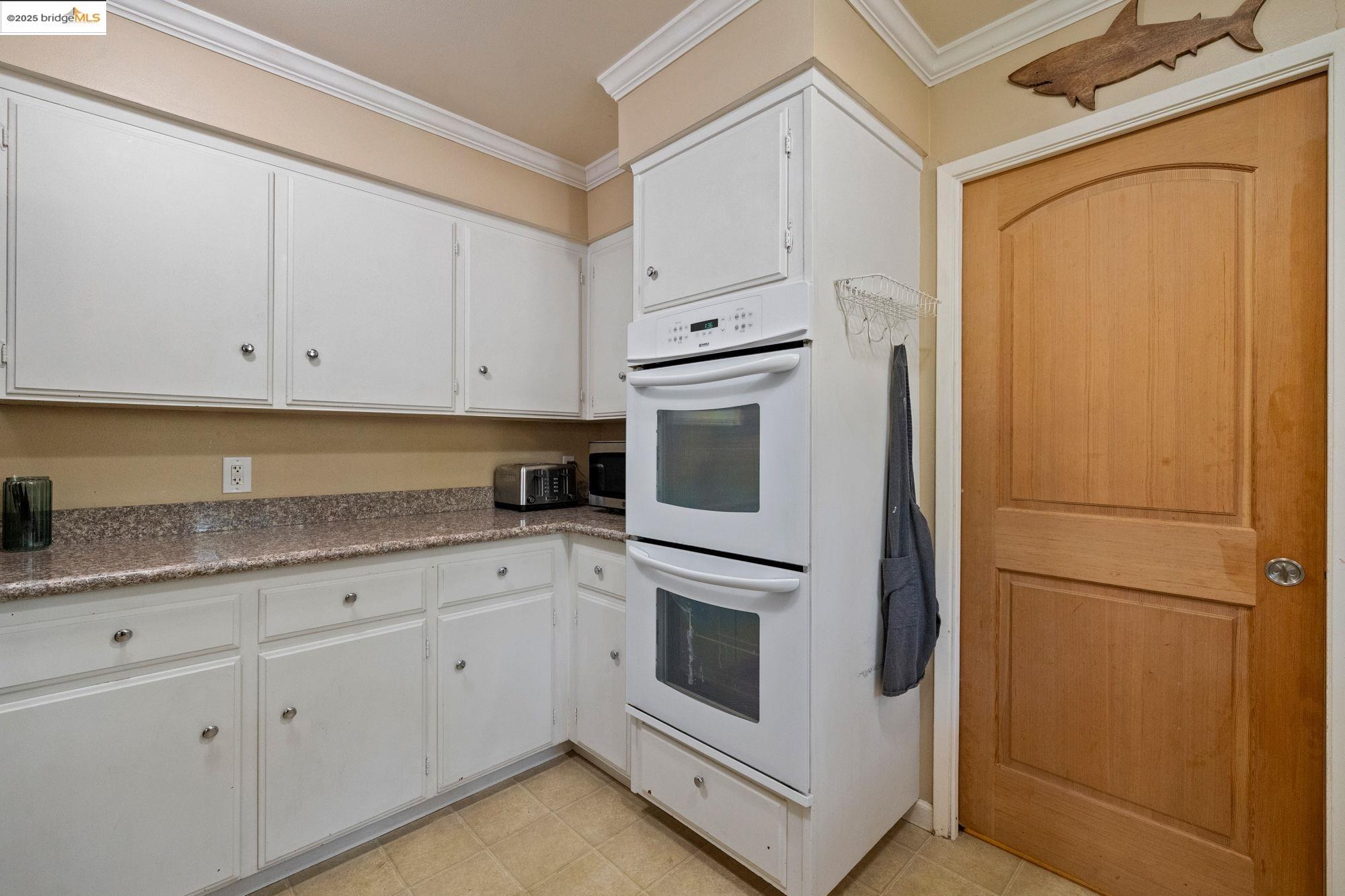 Detail Gallery Image 10 of 27 For 20369 E Walnut Dr, Sonora,  CA 95370 - 3 Beds | 2 Baths