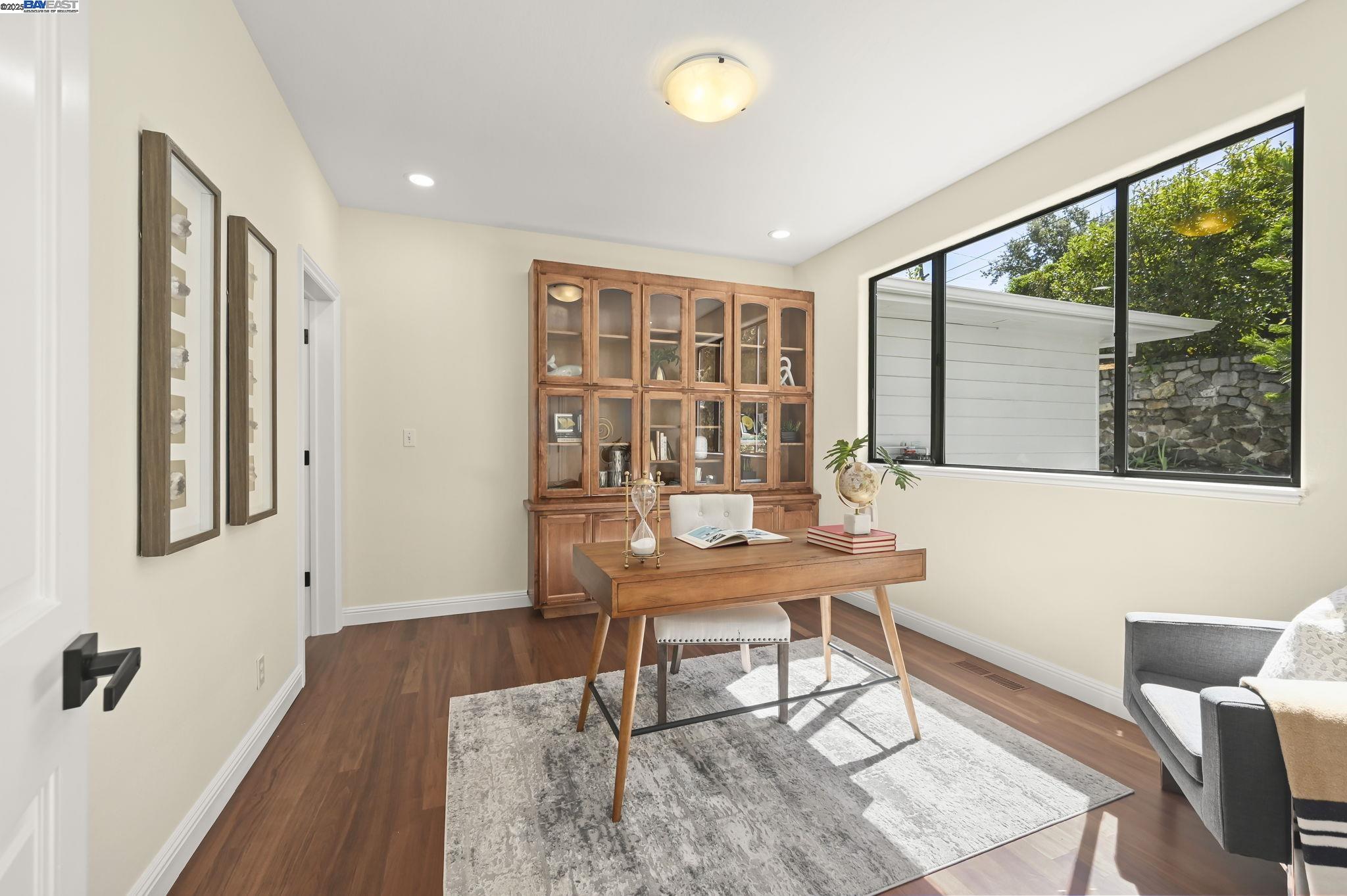 Detail Gallery Image 17 of 33 For 783 Solana Dr, Lafayette,  CA 94549 - 4 Beds | 4/1 Baths