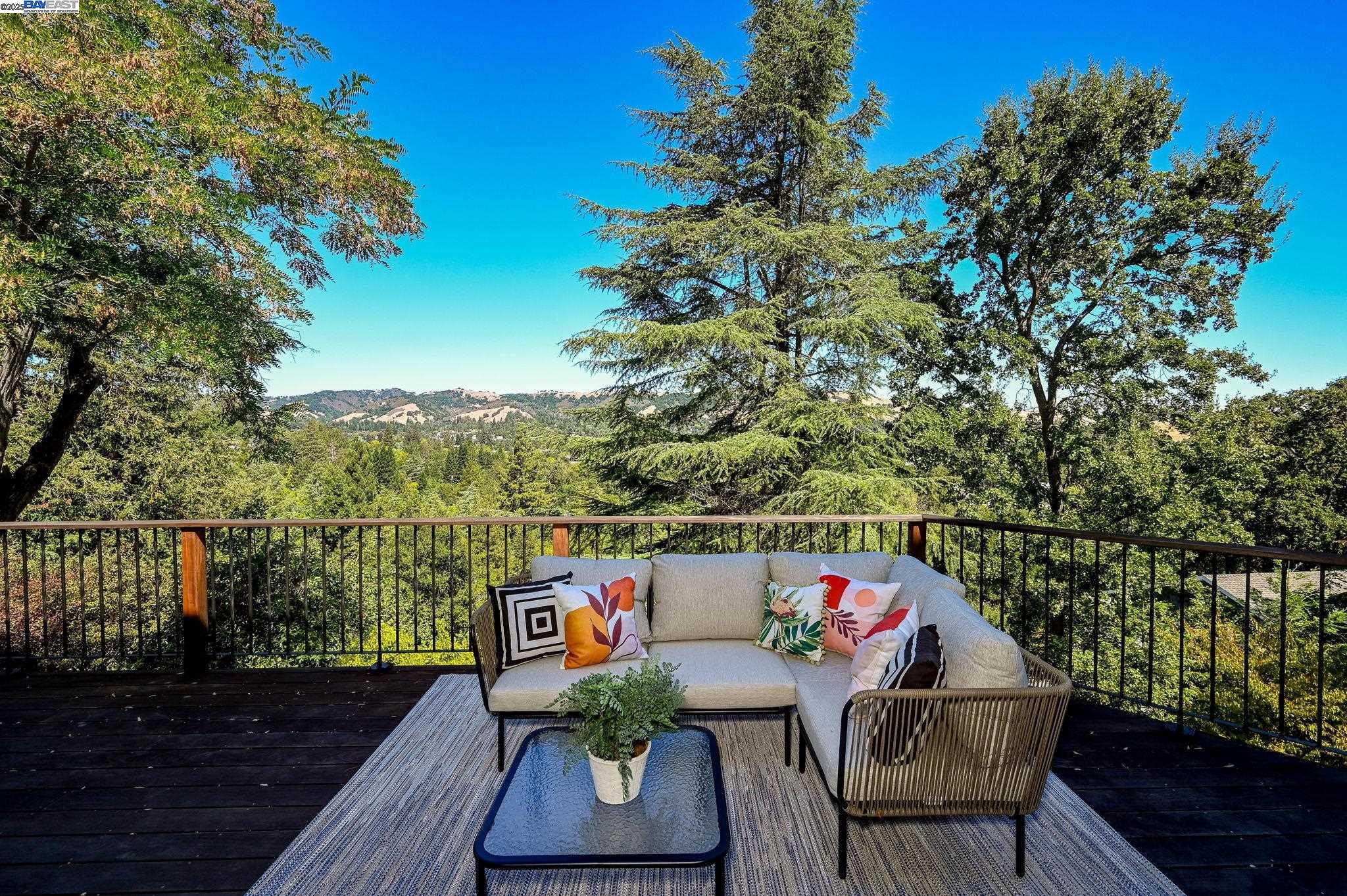 Detail Gallery Image 22 of 33 For 783 Solana Dr, Lafayette,  CA 94549 - 4 Beds | 4/1 Baths
