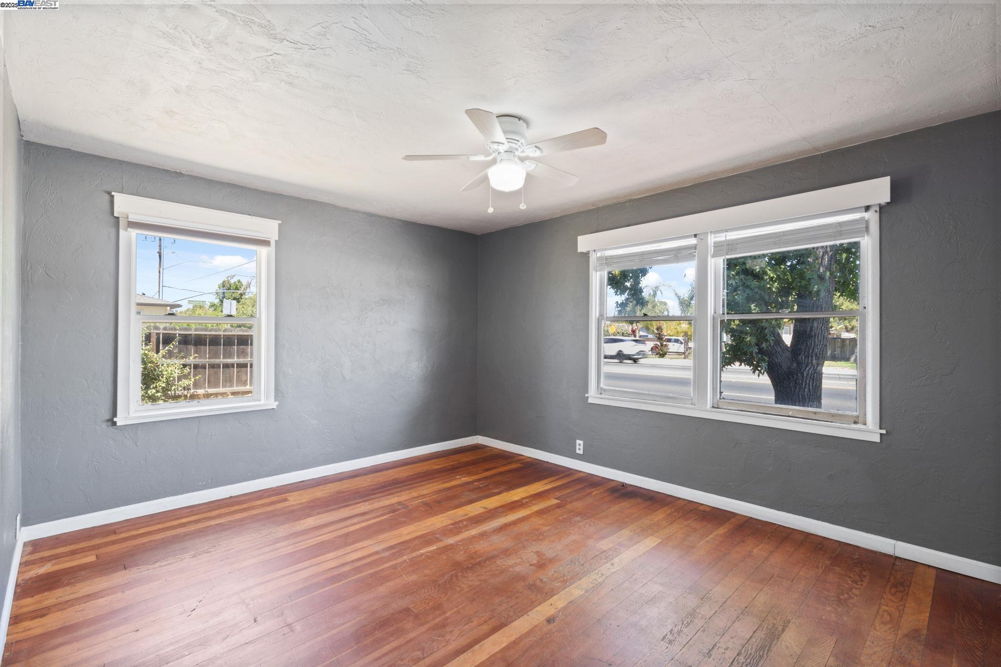 Detail Gallery Image 13 of 36 For 1747 Winton Way, Atwater,  CA 95301 - 3 Beds | 2 Baths