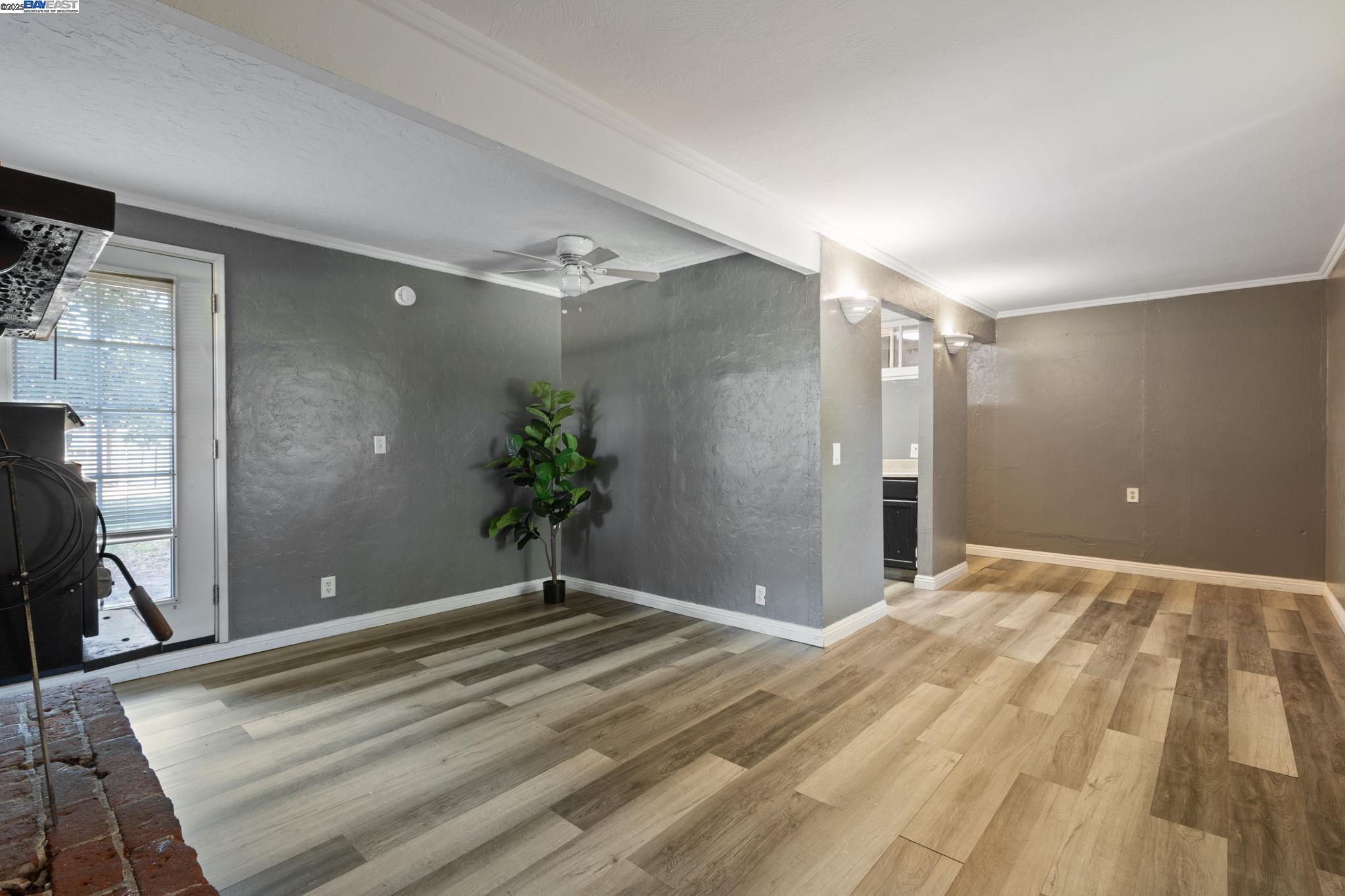 Detail Gallery Image 21 of 36 For 1747 Winton Way, Atwater,  CA 95301 - 3 Beds | 2 Baths