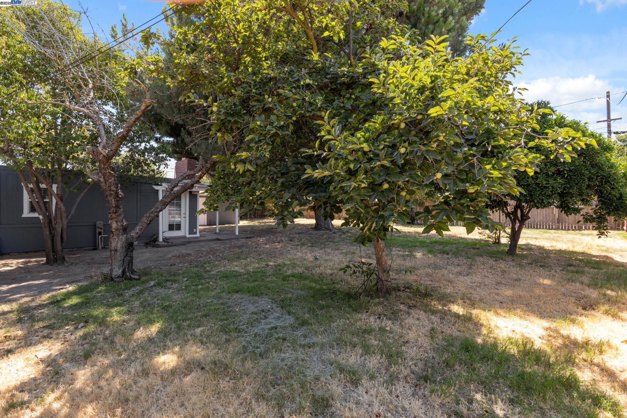 Detail Gallery Image 29 of 36 For 1747 Winton Way, Atwater,  CA 95301 - 3 Beds | 2 Baths