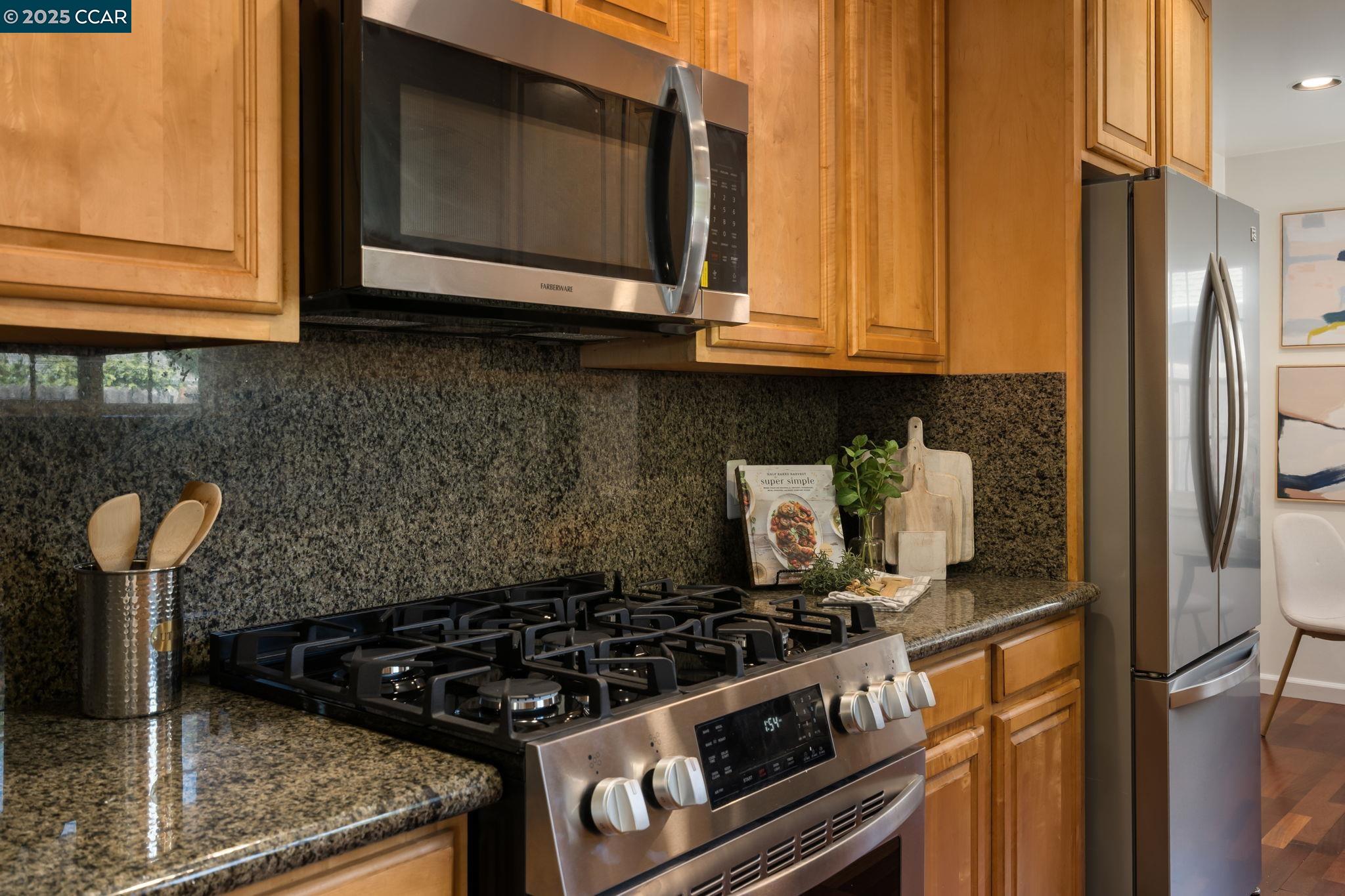Detail Gallery Image 9 of 23 For 94 Cynthia Dr, Pleasant Hill,  CA 94523 - 3 Beds | 1 Baths