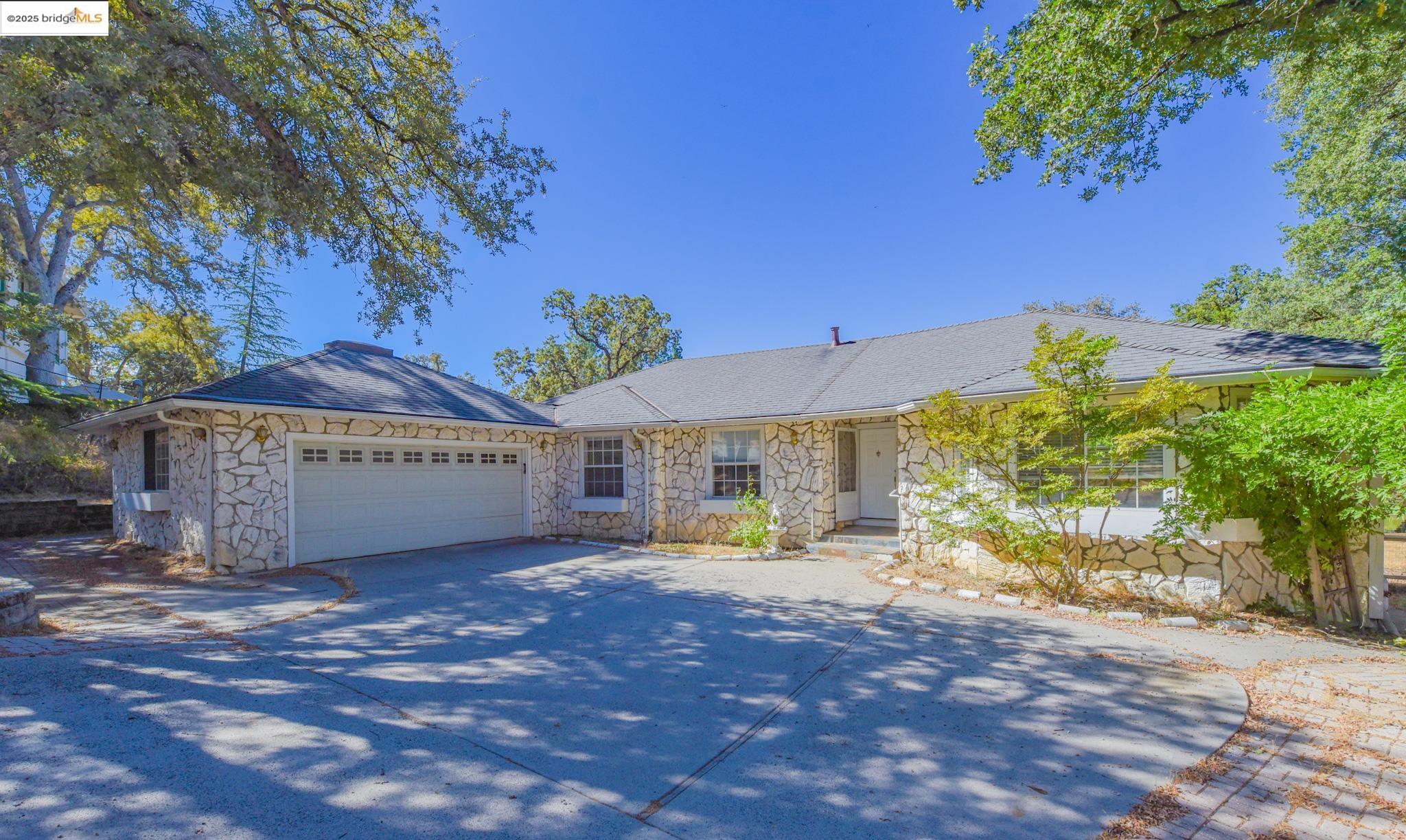 Front Image Thumbnail for EB41107160