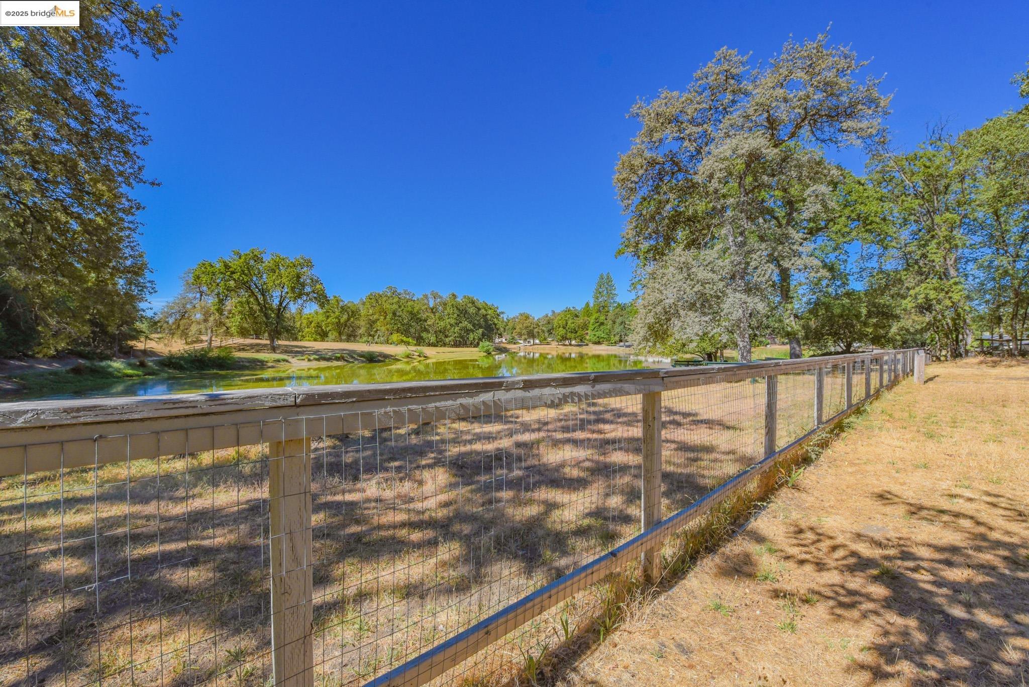 Detail Gallery Image 2 of 46 For 20698 Krzywicki Court, Soulsbyville,  CA 95372 - 4 Beds | 2/1 Baths