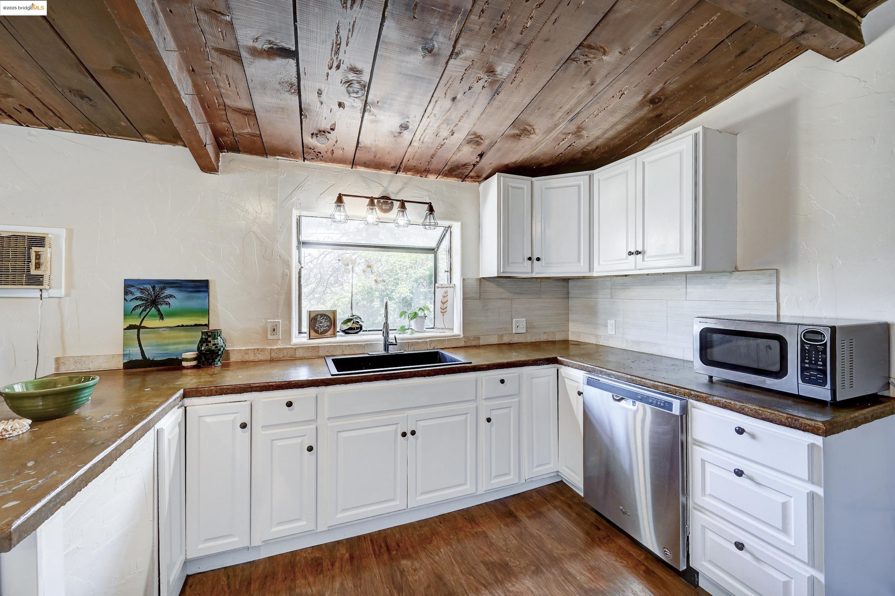 Detail Gallery Image 14 of 31 For 1554 Nickerson Ln, Murphys,  CA 95247 - 2 Beds | 1 Baths