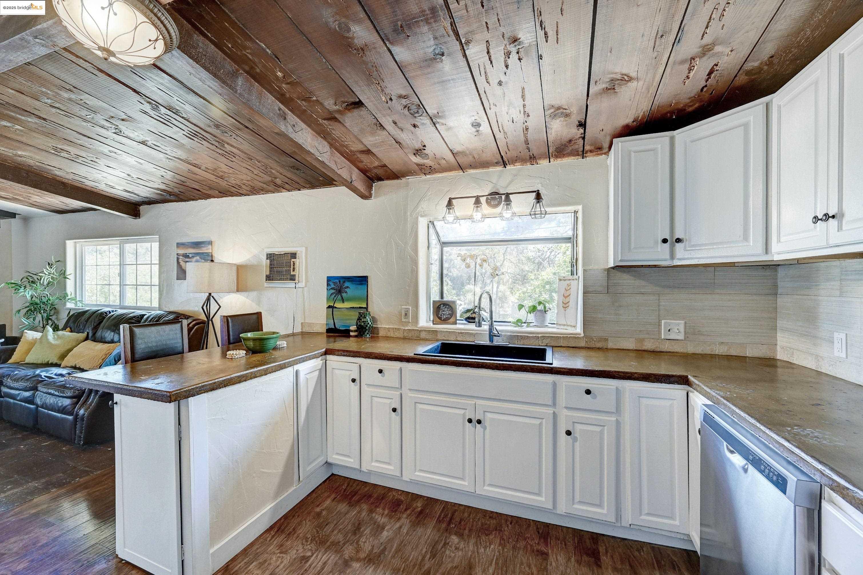 Detail Gallery Image 15 of 31 For 1554 Nickerson Ln, Murphys,  CA 95247 - 2 Beds | 1 Baths