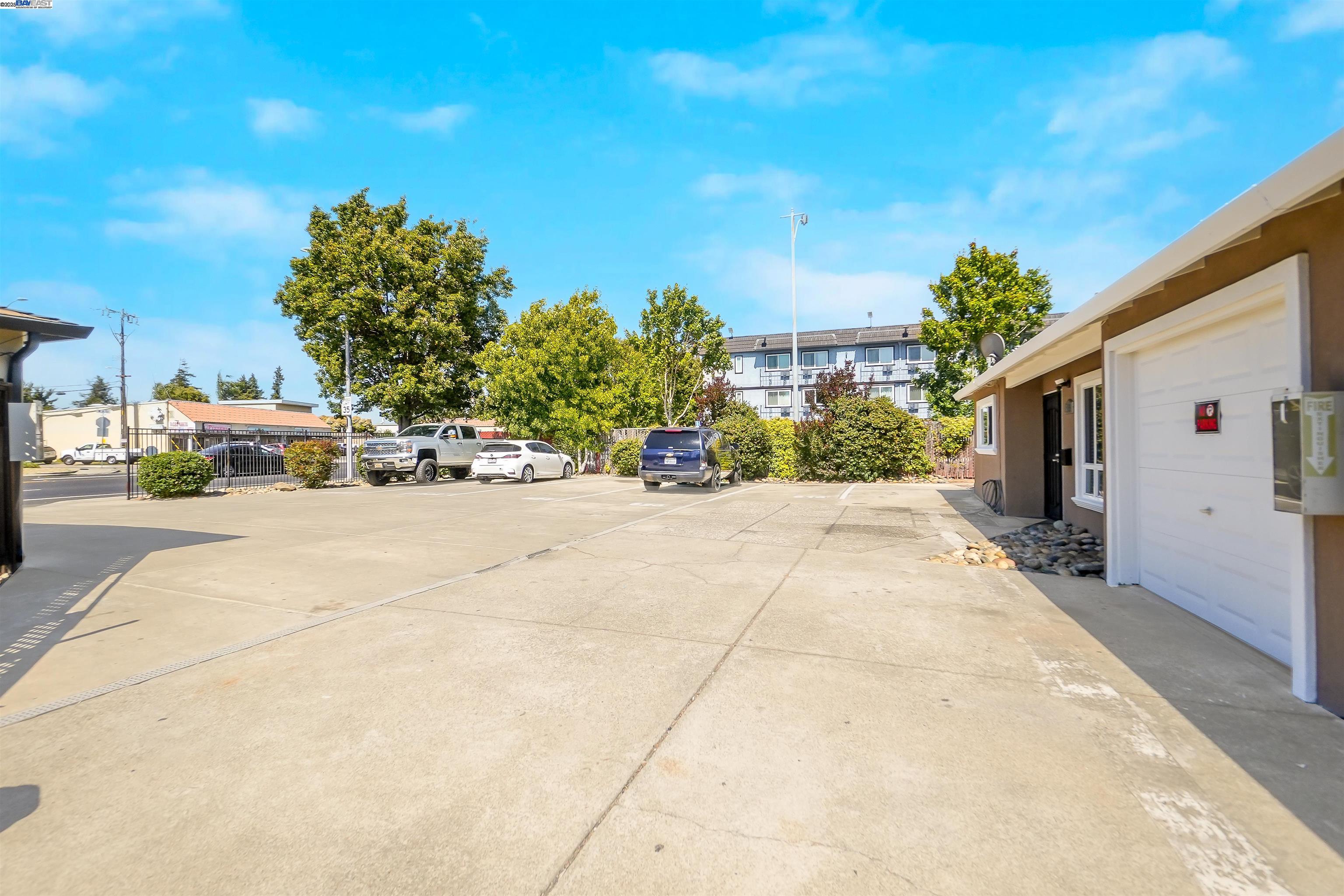 Detail Gallery Image 53 of 60 For 21926 Victory Dr, Hayward,  CA 94541 - – Beds | – Baths