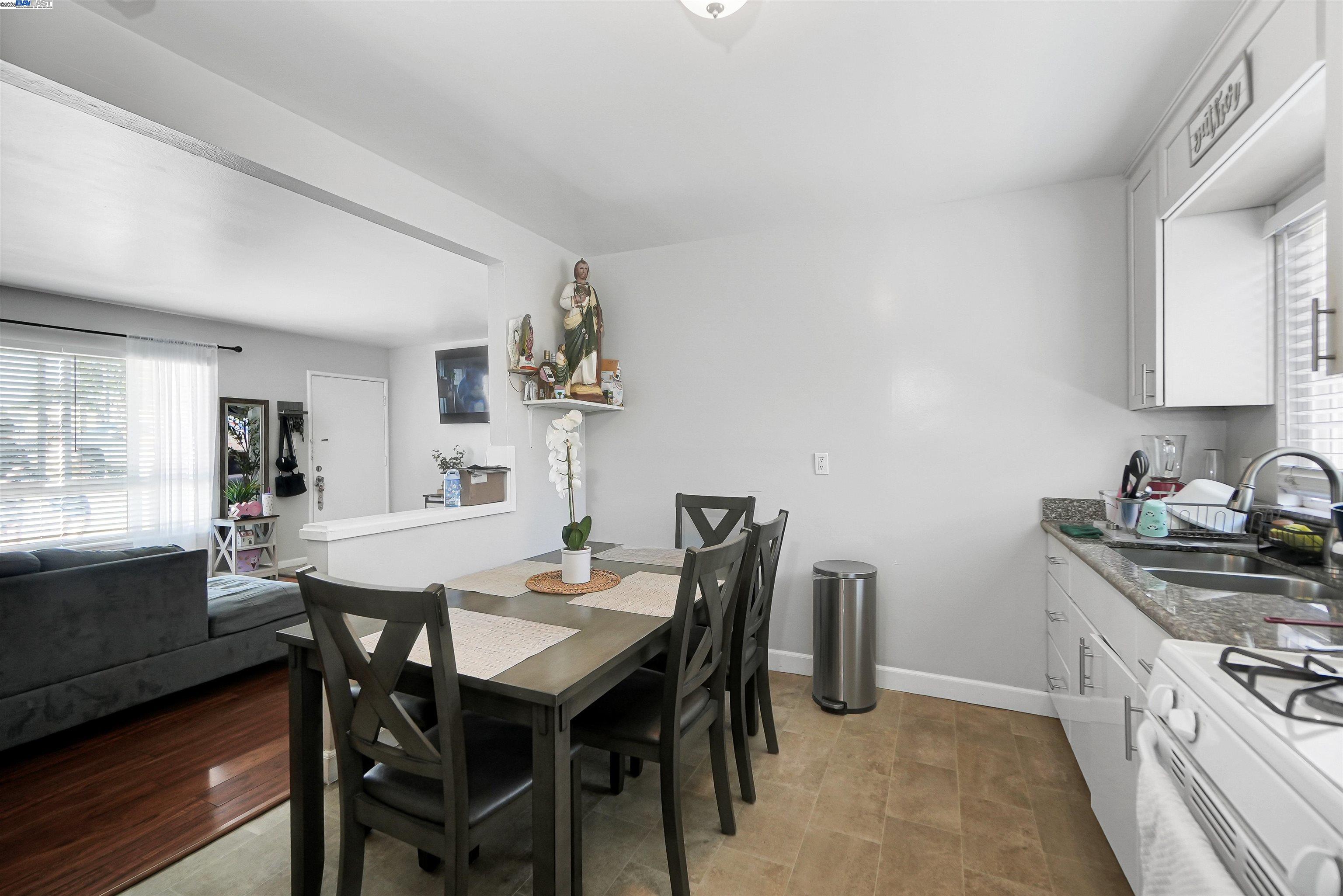Detail Gallery Image 58 of 60 For 21926 Victory Dr, Hayward,  CA 94541 - – Beds | – Baths
