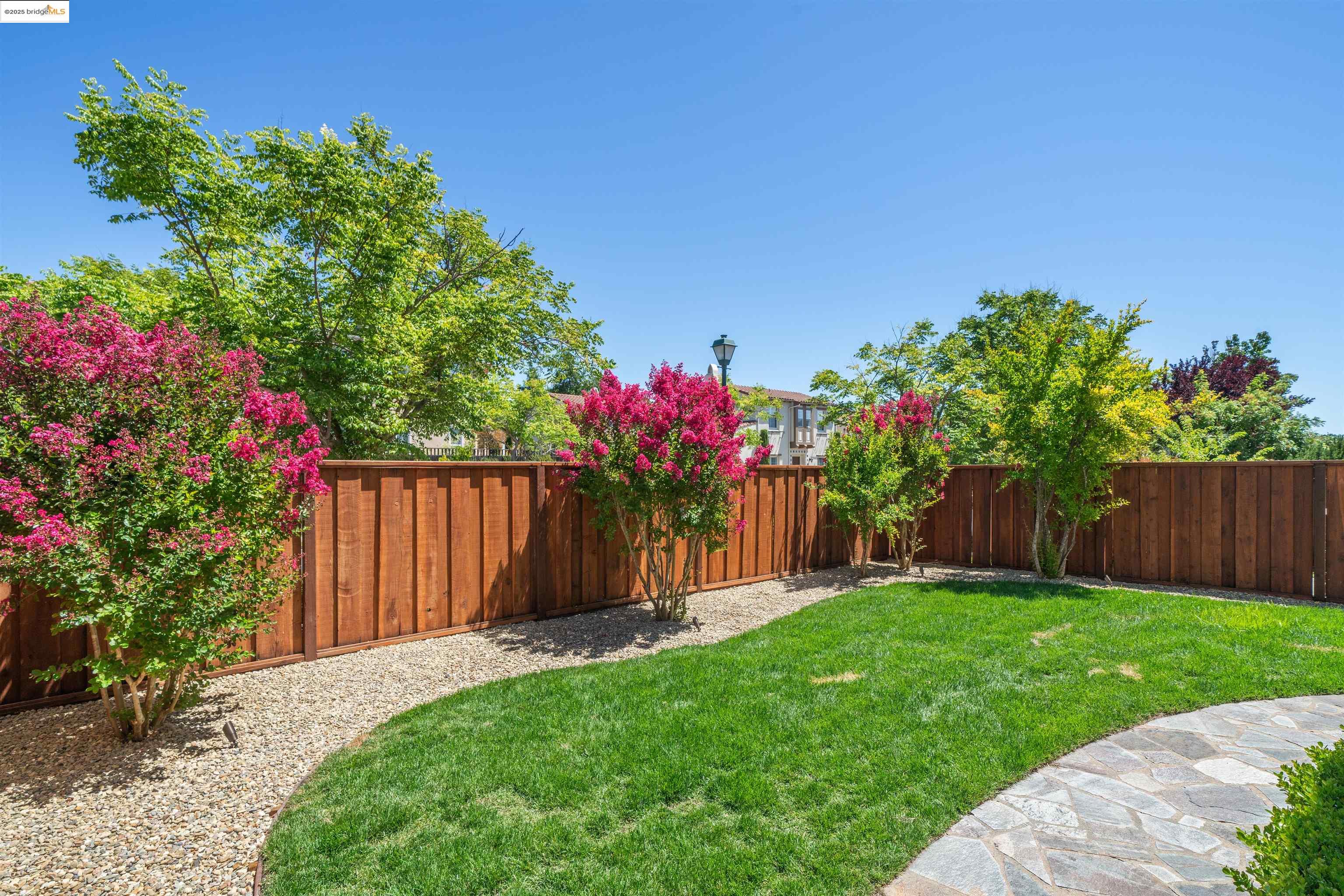 Detail Gallery Image 53 of 58 For 2111 Creekview Dr, Danville,  CA 94506 - 5 Beds | 4 Baths