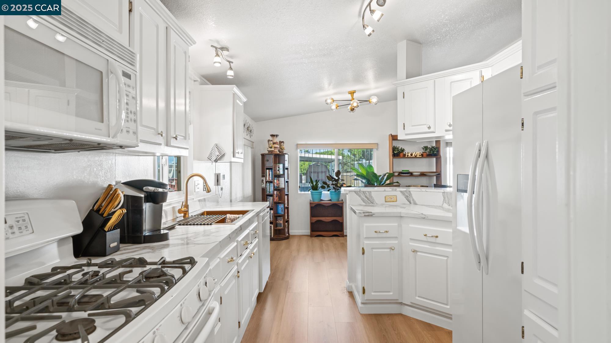 Detail Gallery Image 12 of 38 For 16401 San Pablo Ave #280,  San Pablo,  CA 94806 - 2 Beds | 2 Baths