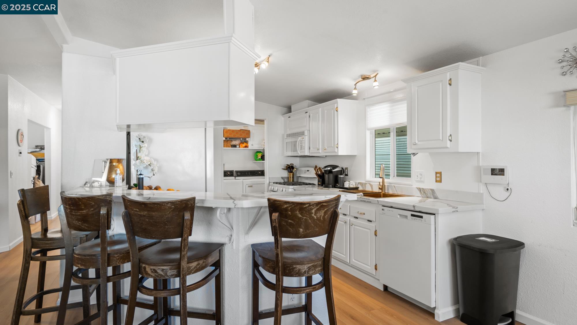 Detail Gallery Image 10 of 38 For 16401 San Pablo Ave #280,  San Pablo,  CA 94806 - 2 Beds | 2 Baths