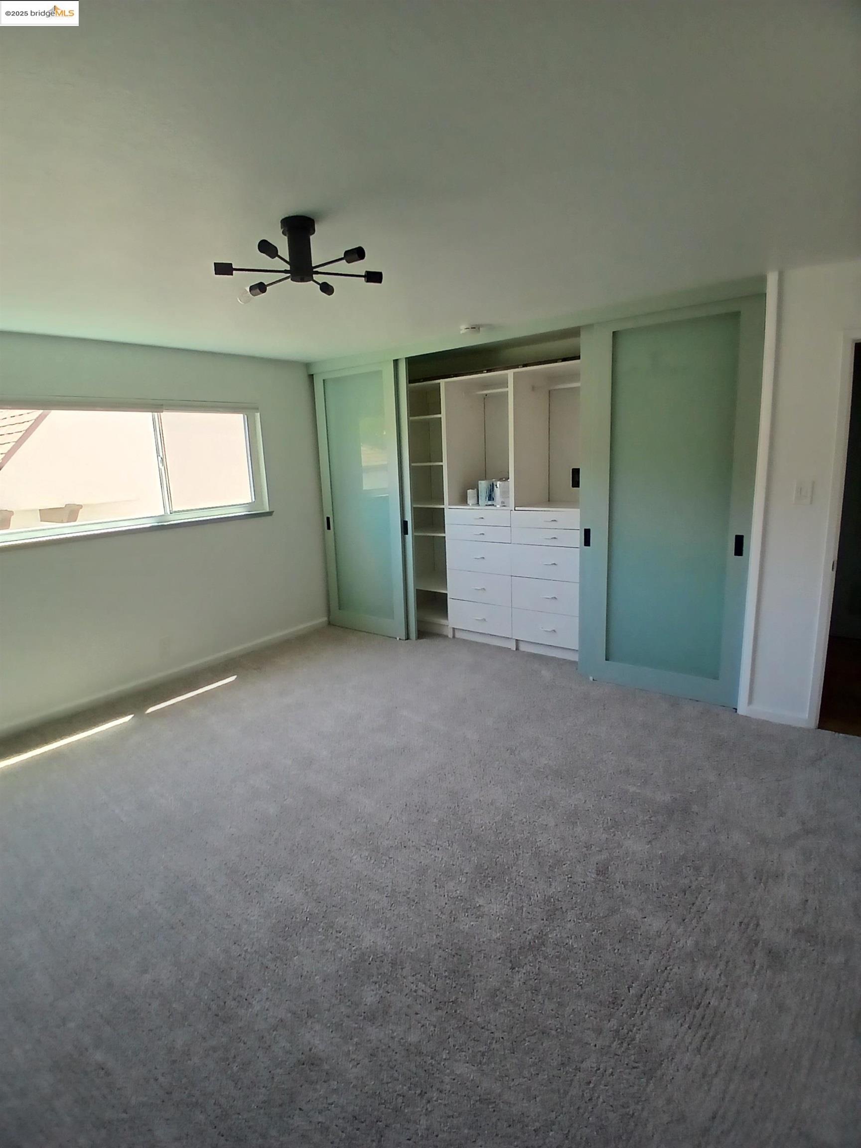Photo #5: 41107172 Listing 