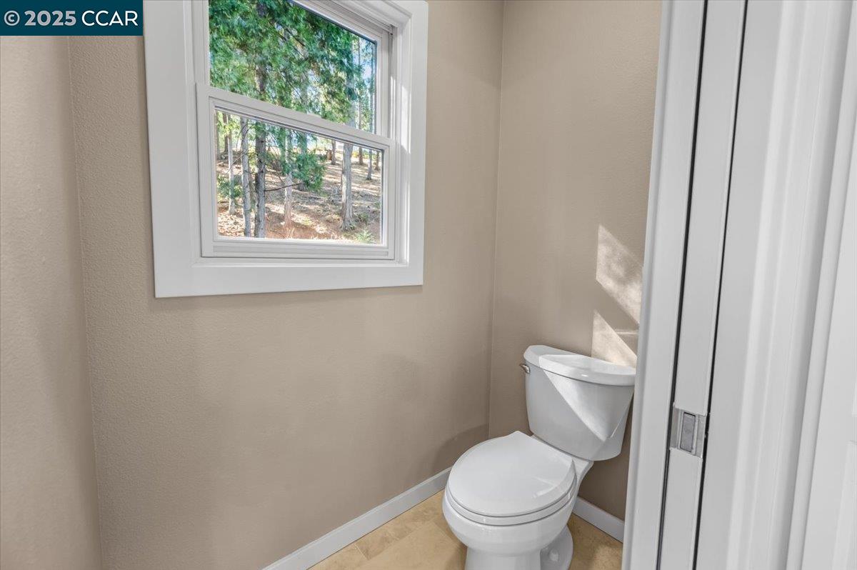 Detail Gallery Image 17 of 50 For 12777 Daisy Blue Mine Rd, Nevada City,  CA 95959 - 3 Beds | 2/1 Baths