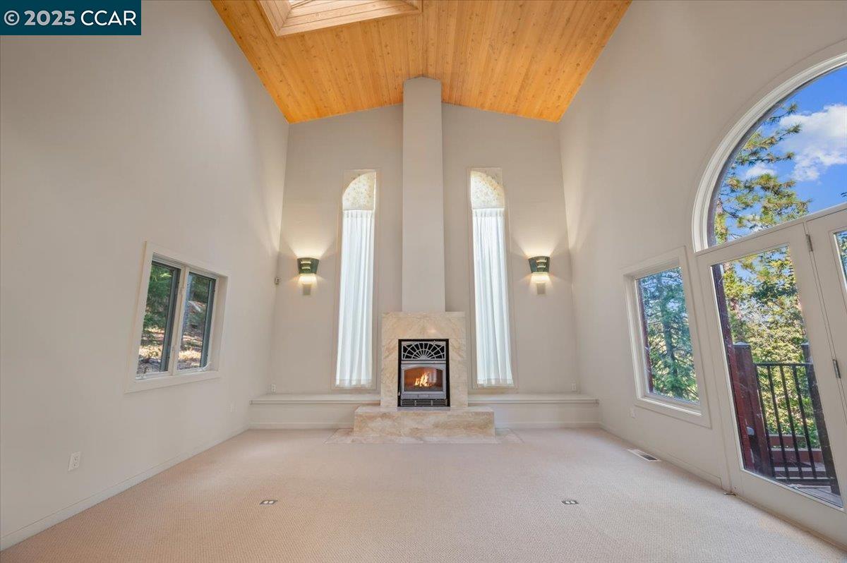Detail Gallery Image 4 of 50 For 12777 Daisy Blue Mine Rd, Nevada City,  CA 95959 - 3 Beds | 2/1 Baths