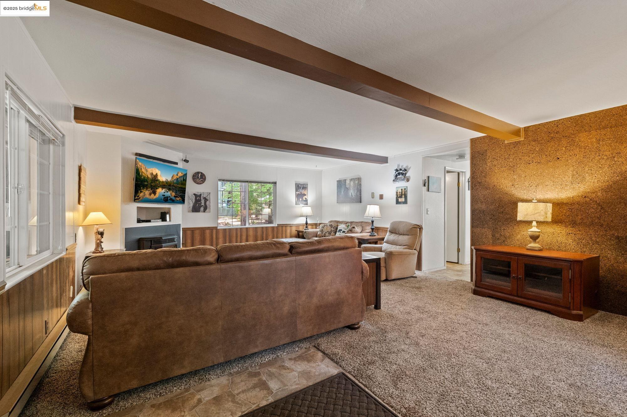 Detail Gallery Image 2 of 35 For 25869 Long Barn Sugar Pine Rd, Long Barn,  CA 95335 - 3 Beds | 2 Baths