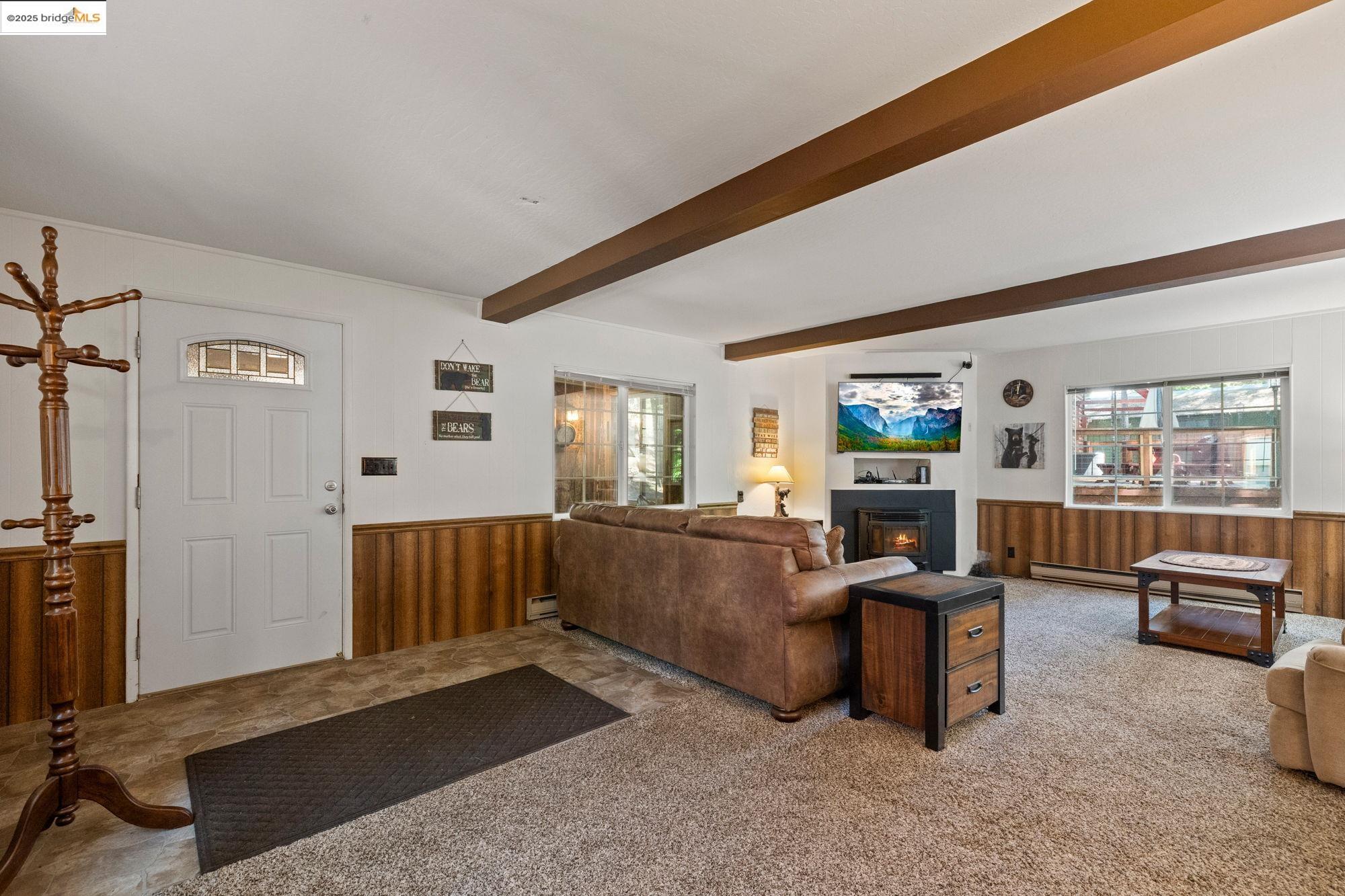 Detail Gallery Image 3 of 35 For 25869 Long Barn Sugar Pine Rd, Long Barn,  CA 95335 - 3 Beds | 2 Baths