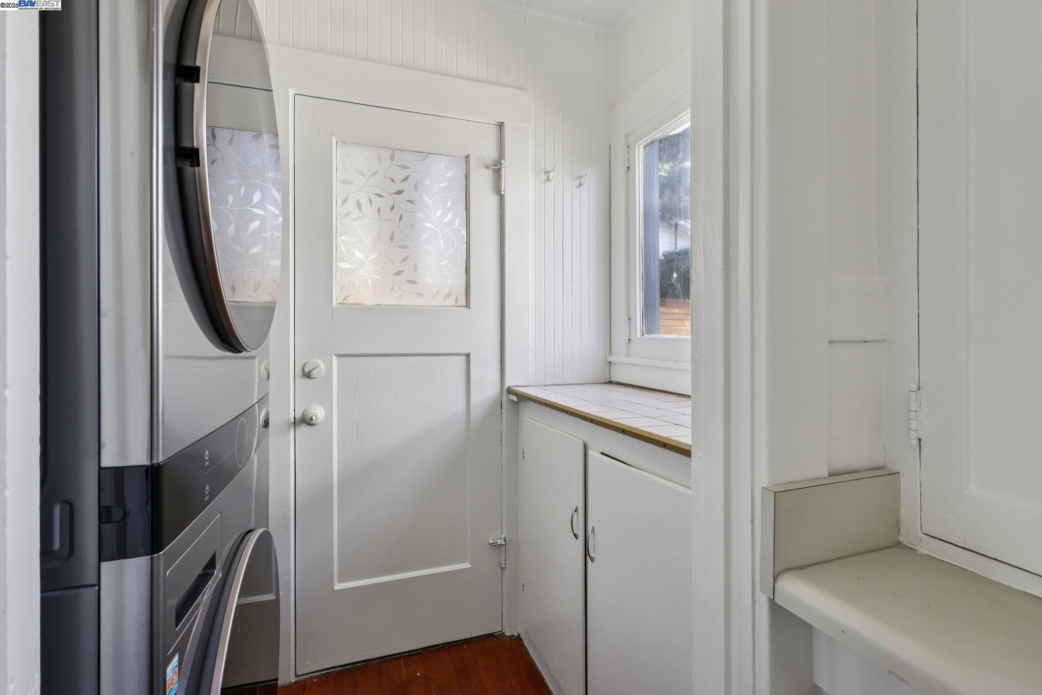 Detail Gallery Image 46 of 57 For 1333 Warren St, Martinez,  CA 94553 - 4 Beds | 3 Baths