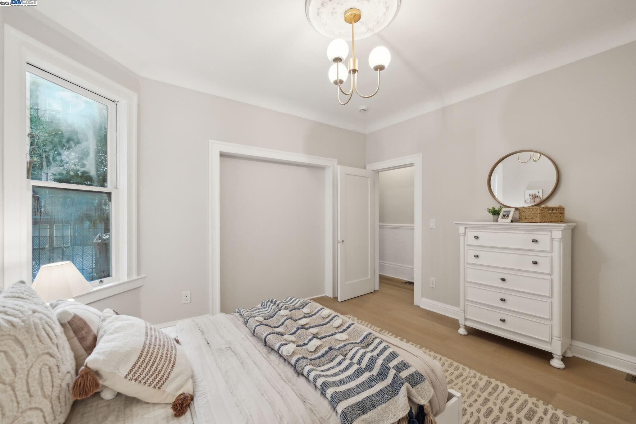 Detail Gallery Image 23 of 33 For 67 Walter St, San Francisco,  CA 94114 - 3 Beds | 1 Baths