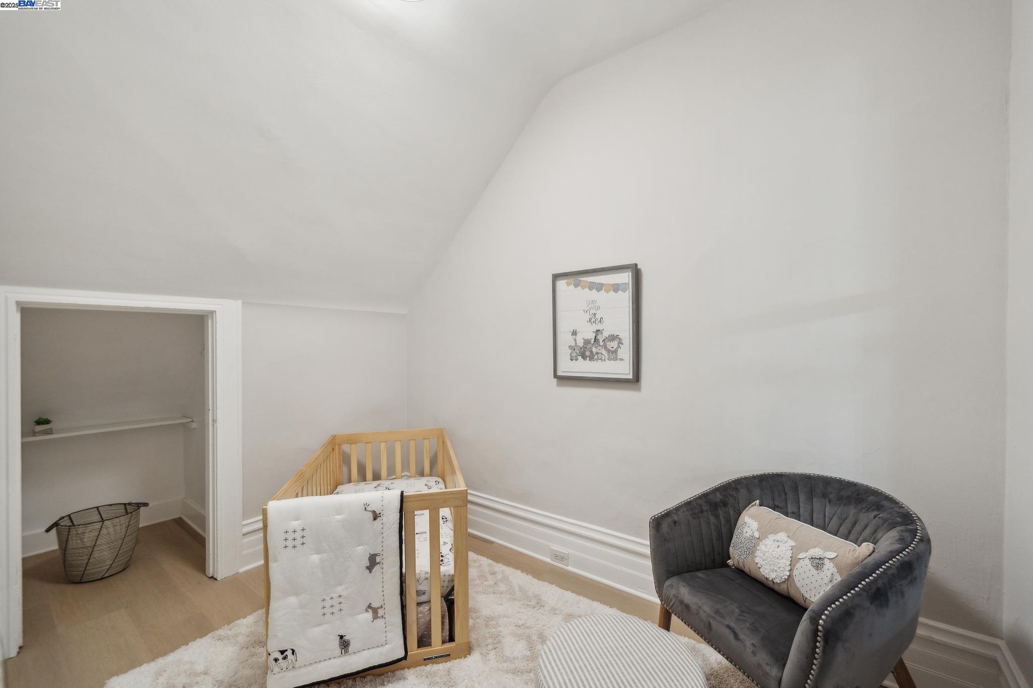 Detail Gallery Image 25 of 33 For 67 Walter St, San Francisco,  CA 94114 - 3 Beds | 1 Baths