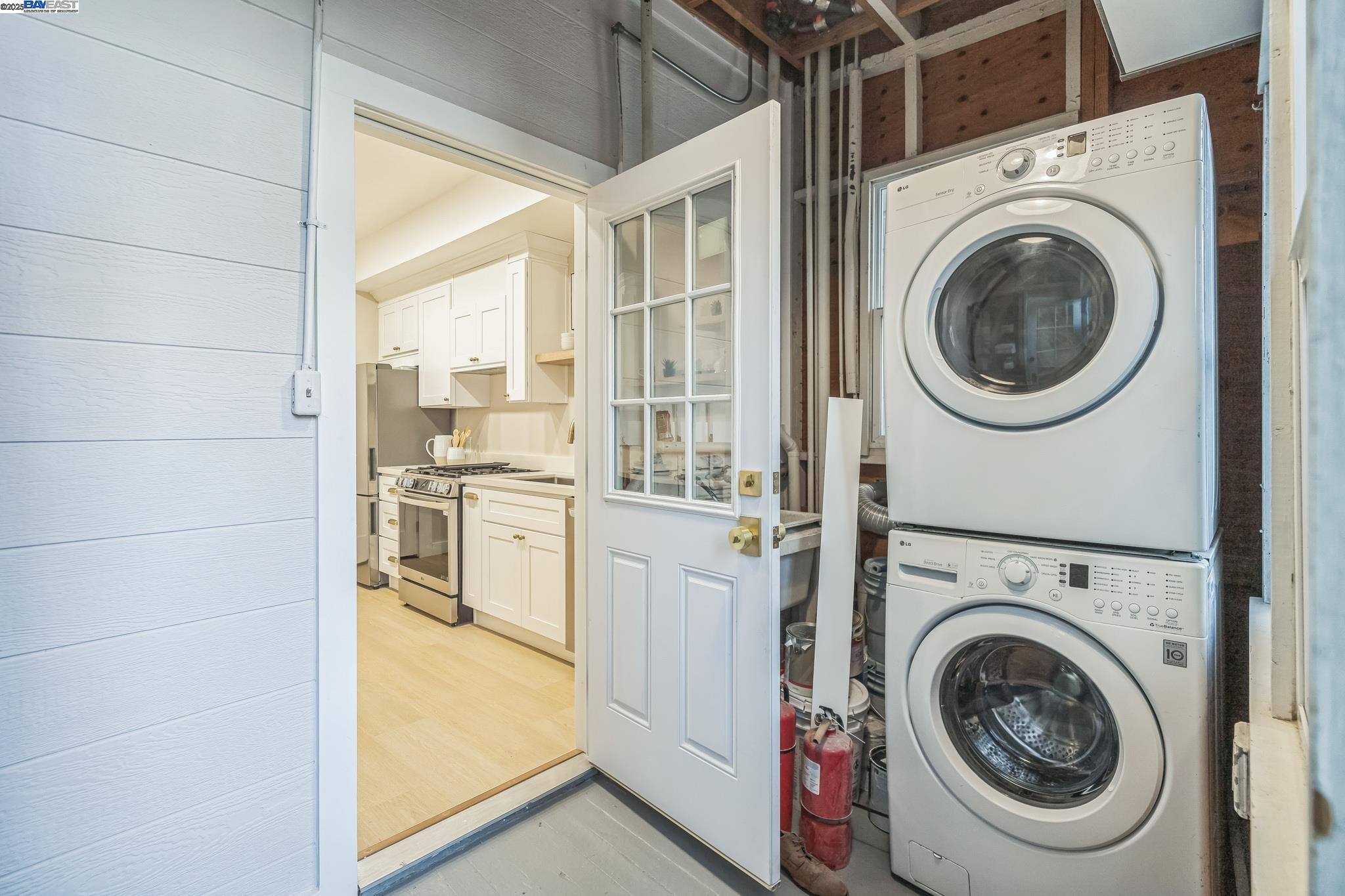 Detail Gallery Image 27 of 33 For 67 Walter St, San Francisco,  CA 94114 - 3 Beds | 1 Baths
