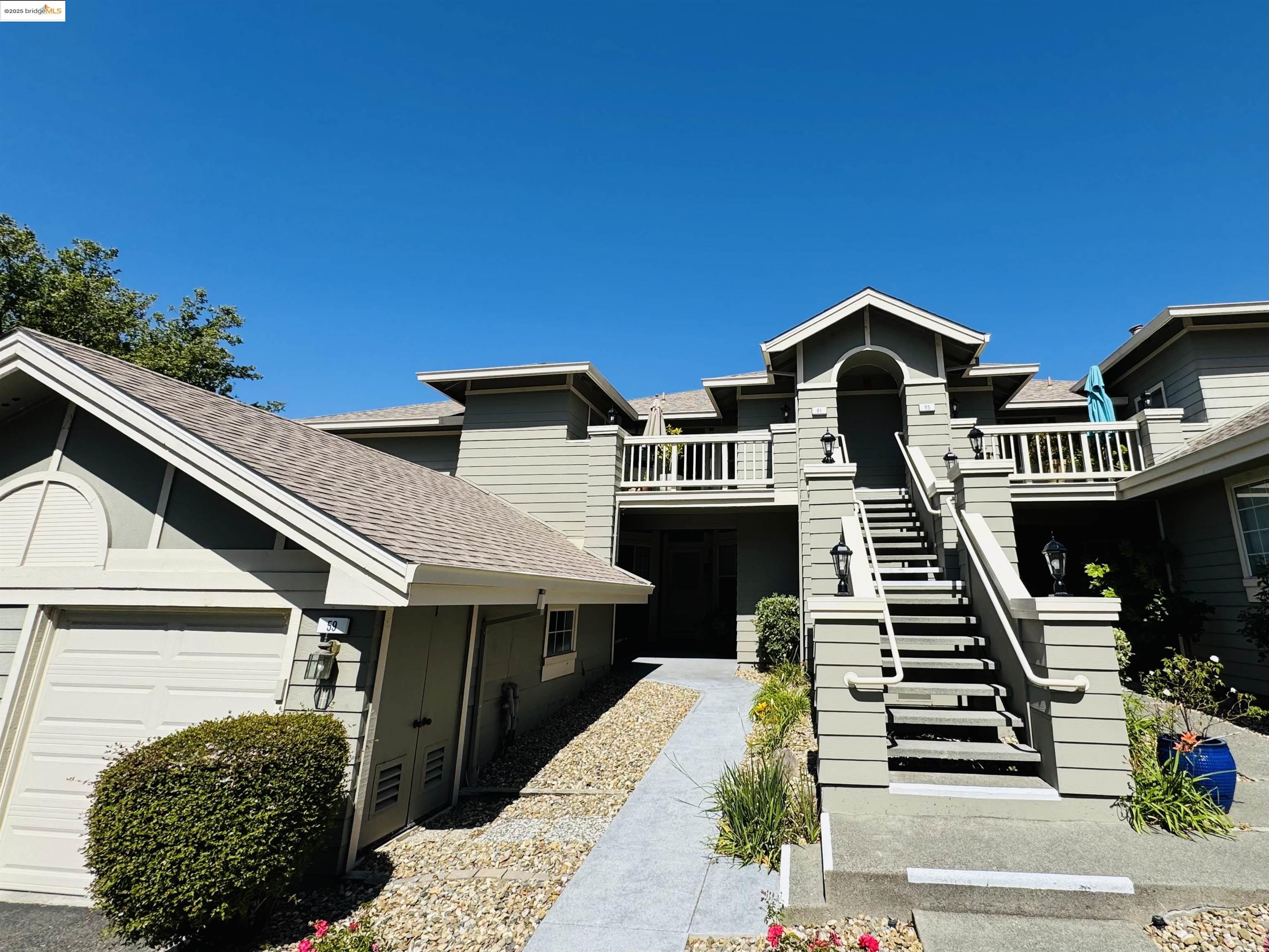 Front Image Thumbnail for EB41107180