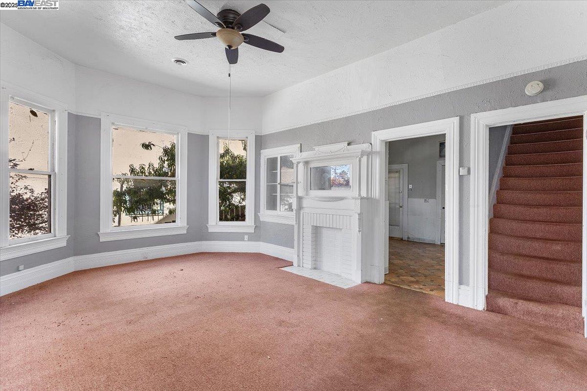 Detail Gallery Image 15 of 58 For 2230 23rd Ave, Oakland,  CA 94606 - 7 Beds | 3 Baths