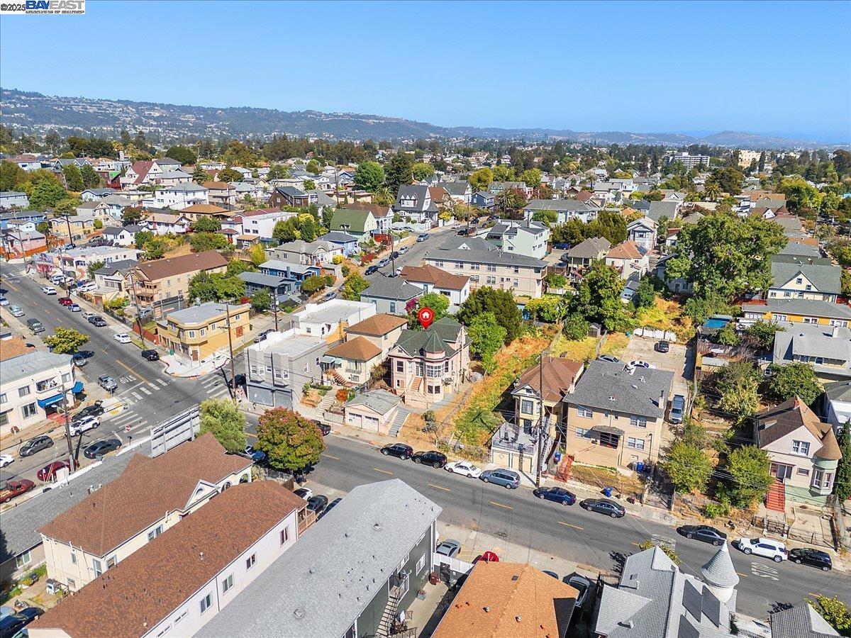 Detail Gallery Image 54 of 58 For 2230 23rd Ave, Oakland,  CA 94606 - 7 Beds | 3 Baths