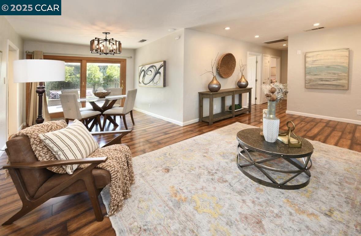 Detail Gallery Image 7 of 11 For 1979 Marta Dr, Pleasant Hill,  CA 94523 - 3 Beds | 2 Baths