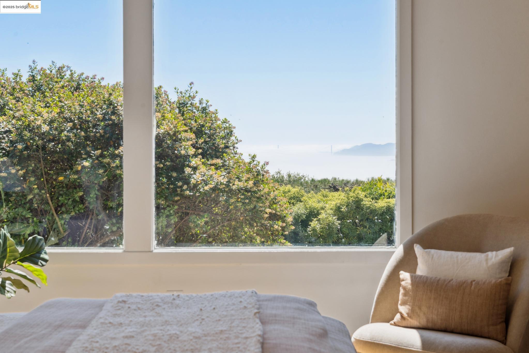 Detail Gallery Image 27 of 53 For 1069 Miller Ave, Berkeley,  CA 94708 - 3 Beds | 2 Baths