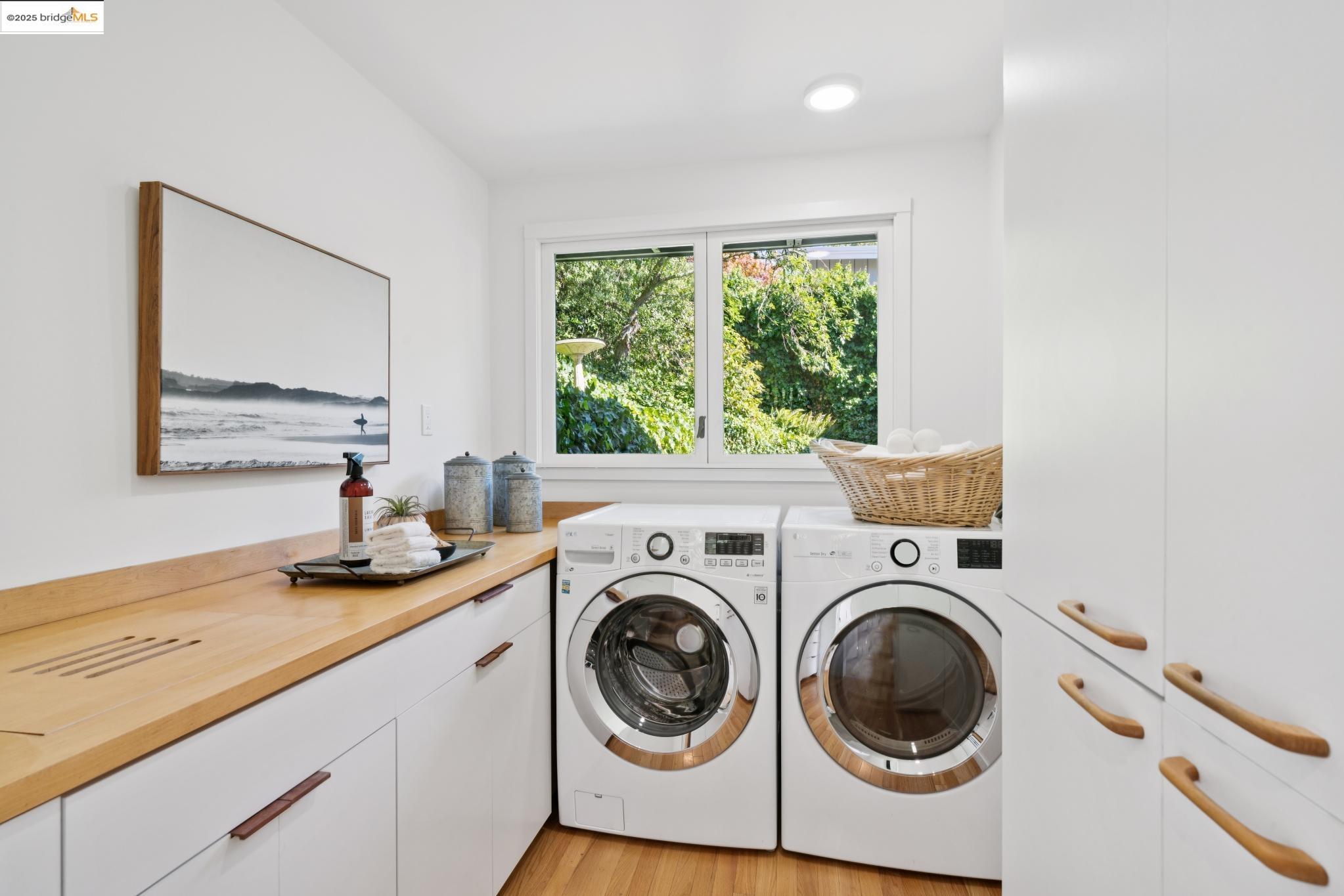 Detail Gallery Image 34 of 53 For 1069 Miller Ave, Berkeley,  CA 94708 - 3 Beds | 2 Baths