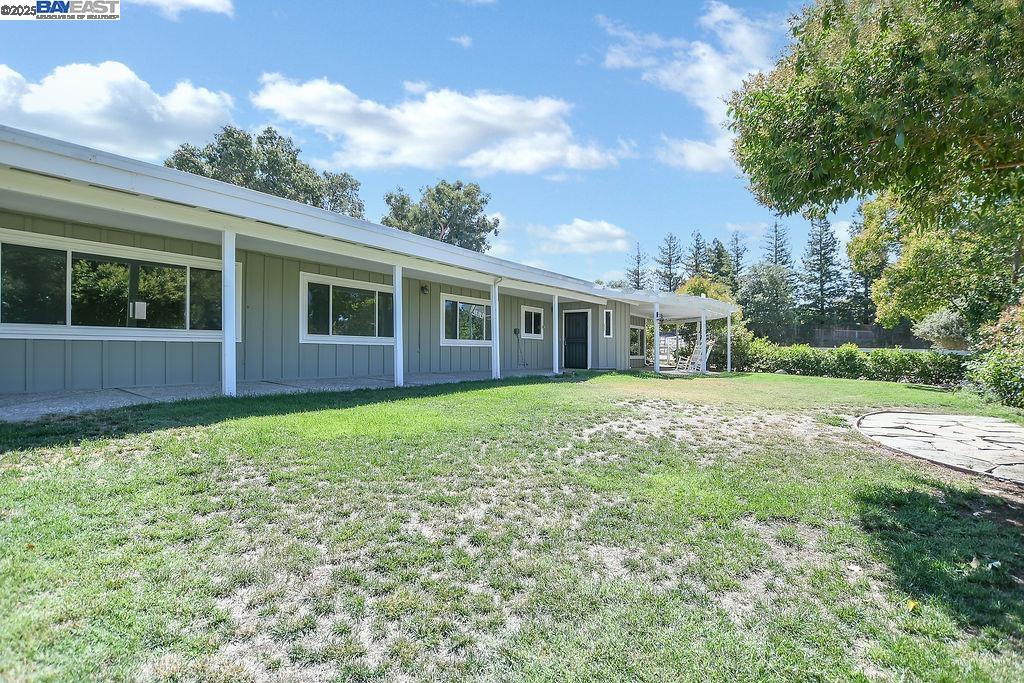 Detail Gallery Image 3 of 52 For 323 El Pintado Heights Dr, Danville,  CA 94526 - 3 Beds | 2 Baths