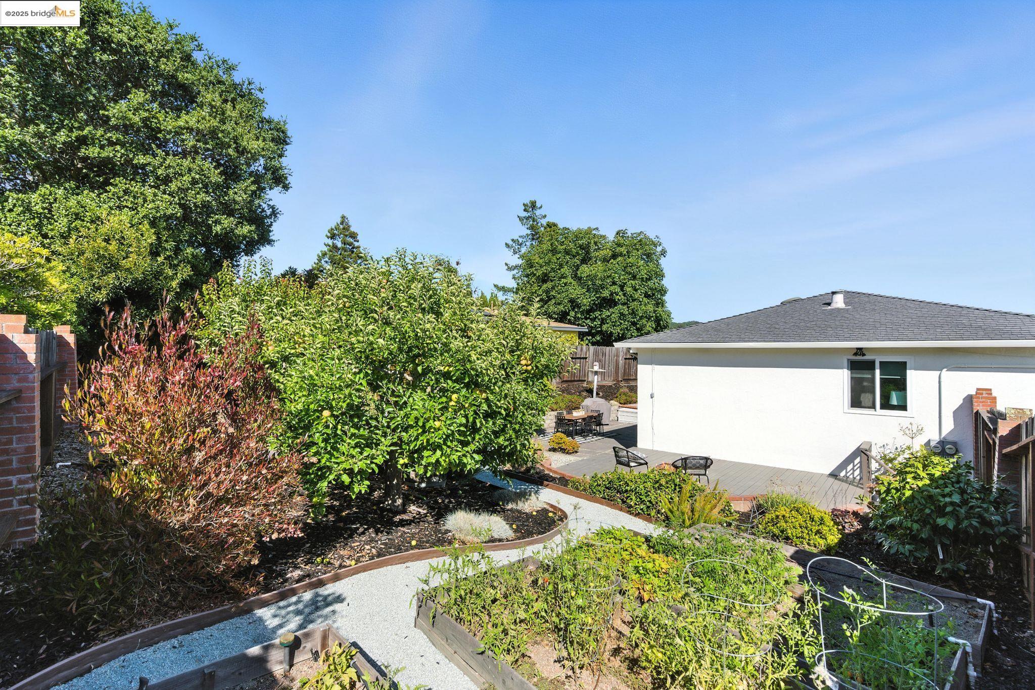 Detail Gallery Image 25 of 42 For 4503 Gregory Way, Richmond,  CA 94803 - 3 Beds | 3 Baths