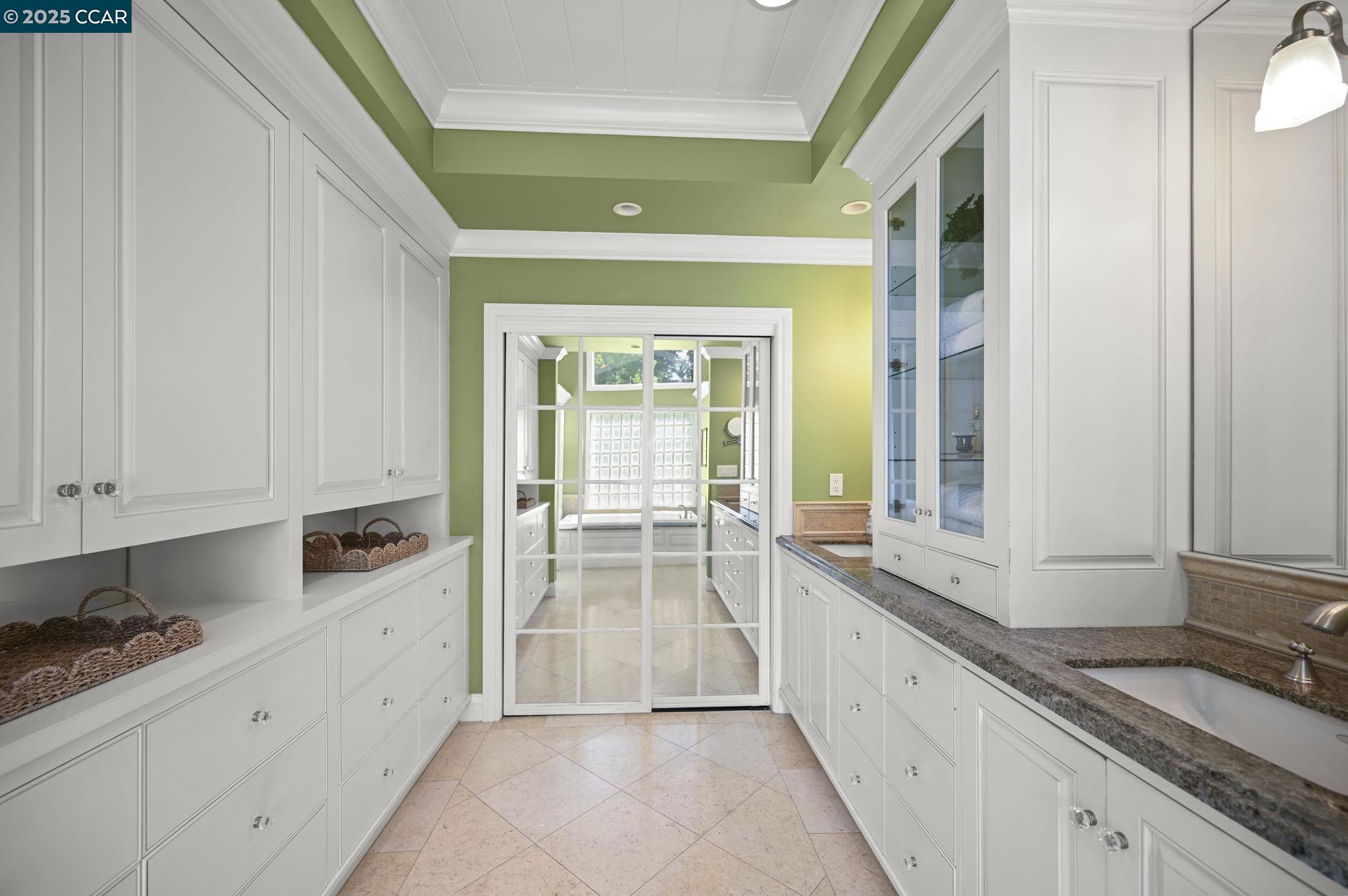 Detail Gallery Image 16 of 43 For 2145 Deer Oak Way, Danville,  CA 94506 - 5 Beds | 4 Baths