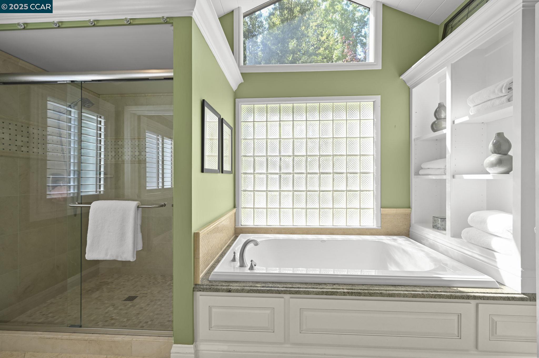 Detail Gallery Image 18 of 43 For 2145 Deer Oak Way, Danville,  CA 94506 - 5 Beds | 4 Baths