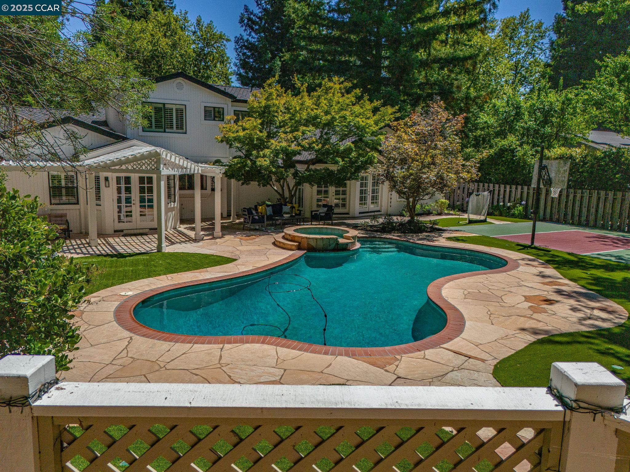 Detail Gallery Image 36 of 43 For 2145 Deer Oak Way, Danville,  CA 94506 - 5 Beds | 4 Baths