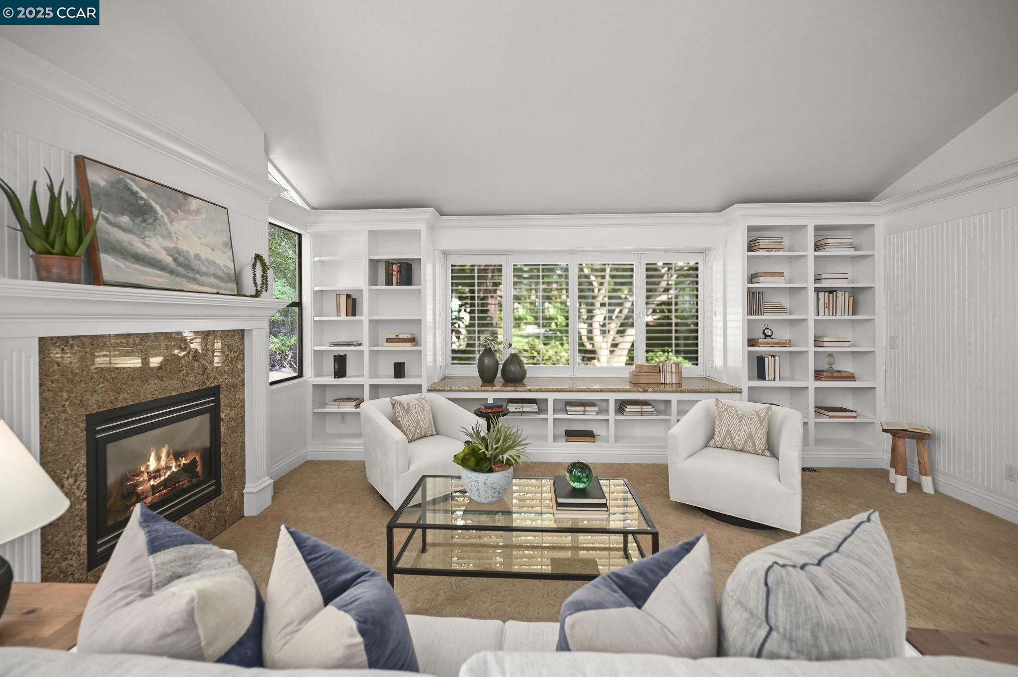 Detail Gallery Image 4 of 43 For 2145 Deer Oak Way, Danville,  CA 94506 - 5 Beds | 4 Baths