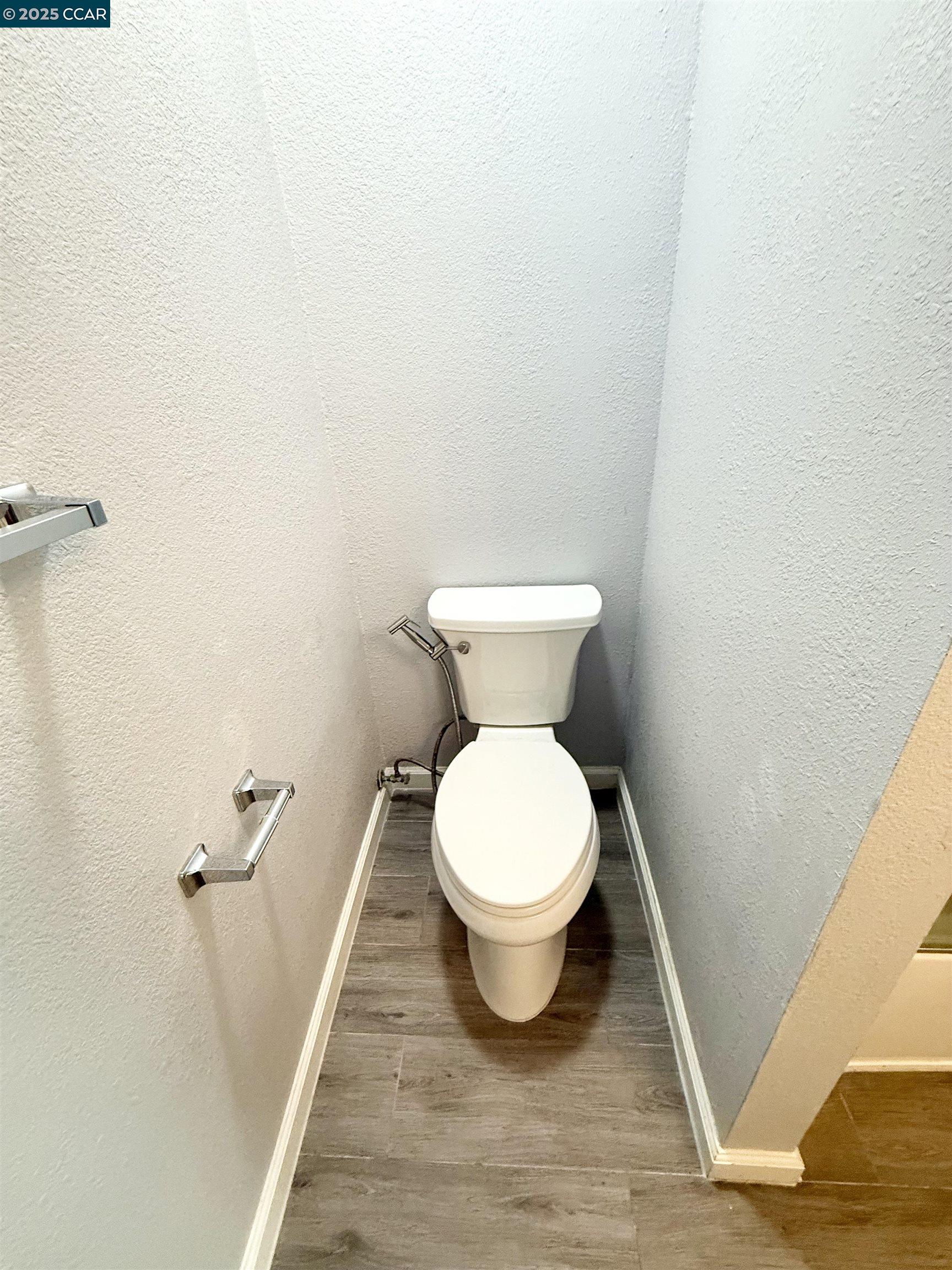Photo #11: 41107192 Listing: Photo #11
