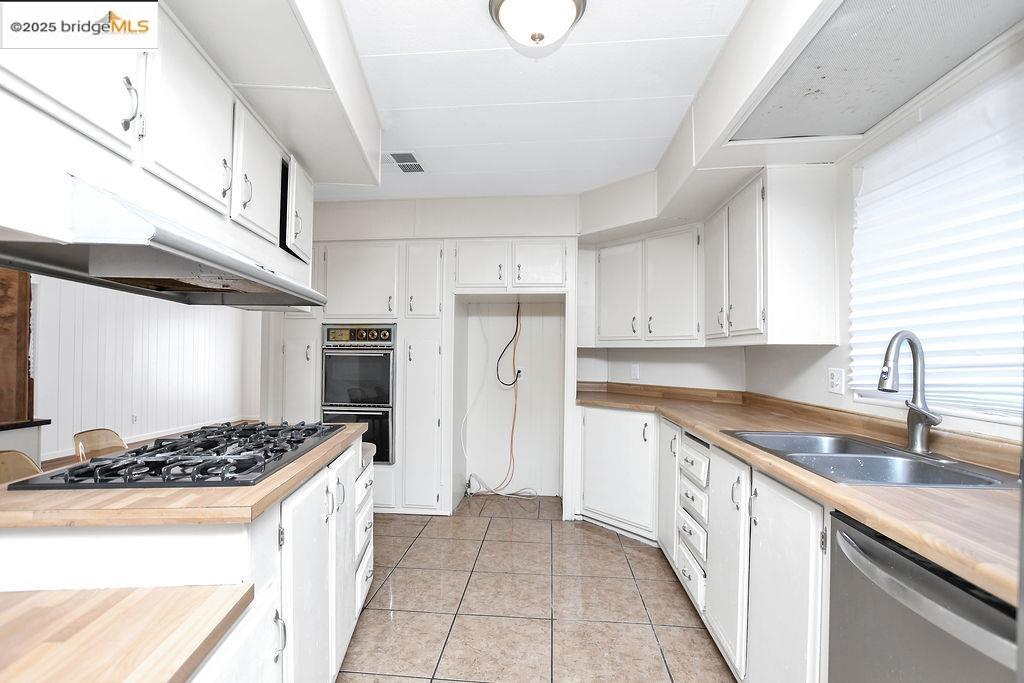 Detail Gallery Image 7 of 28 For 622 Bounty Dr, Pittsburg,  CA 94565 - 3 Beds | 2 Baths