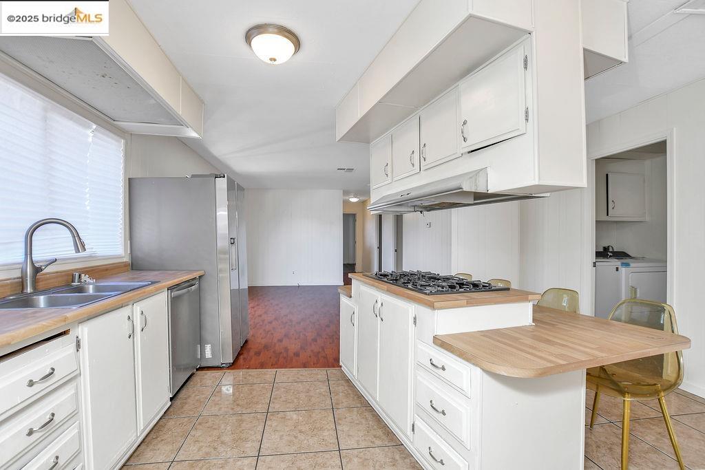 Detail Gallery Image 8 of 28 For 622 Bounty Dr, Pittsburg,  CA 94565 - 3 Beds | 2 Baths
