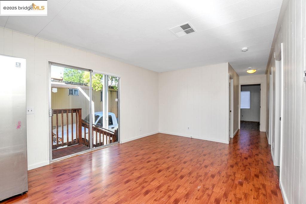 Detail Gallery Image 9 of 28 For 622 Bounty Dr, Pittsburg,  CA 94565 - 3 Beds | 2 Baths