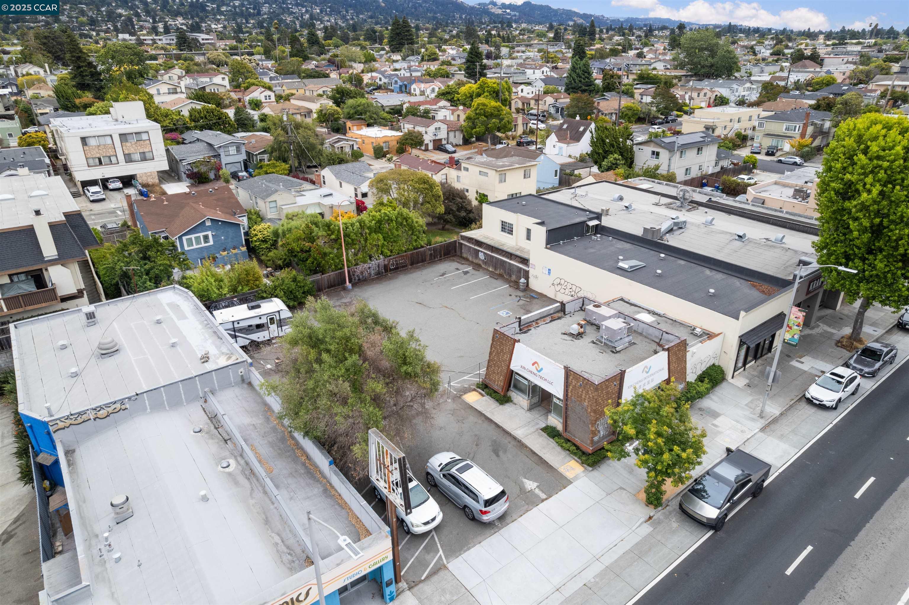 Detail Gallery Image 13 of 26 For 525 San Pablo Ave, Albany,  CA 94706-1126 - – Beds | – Baths