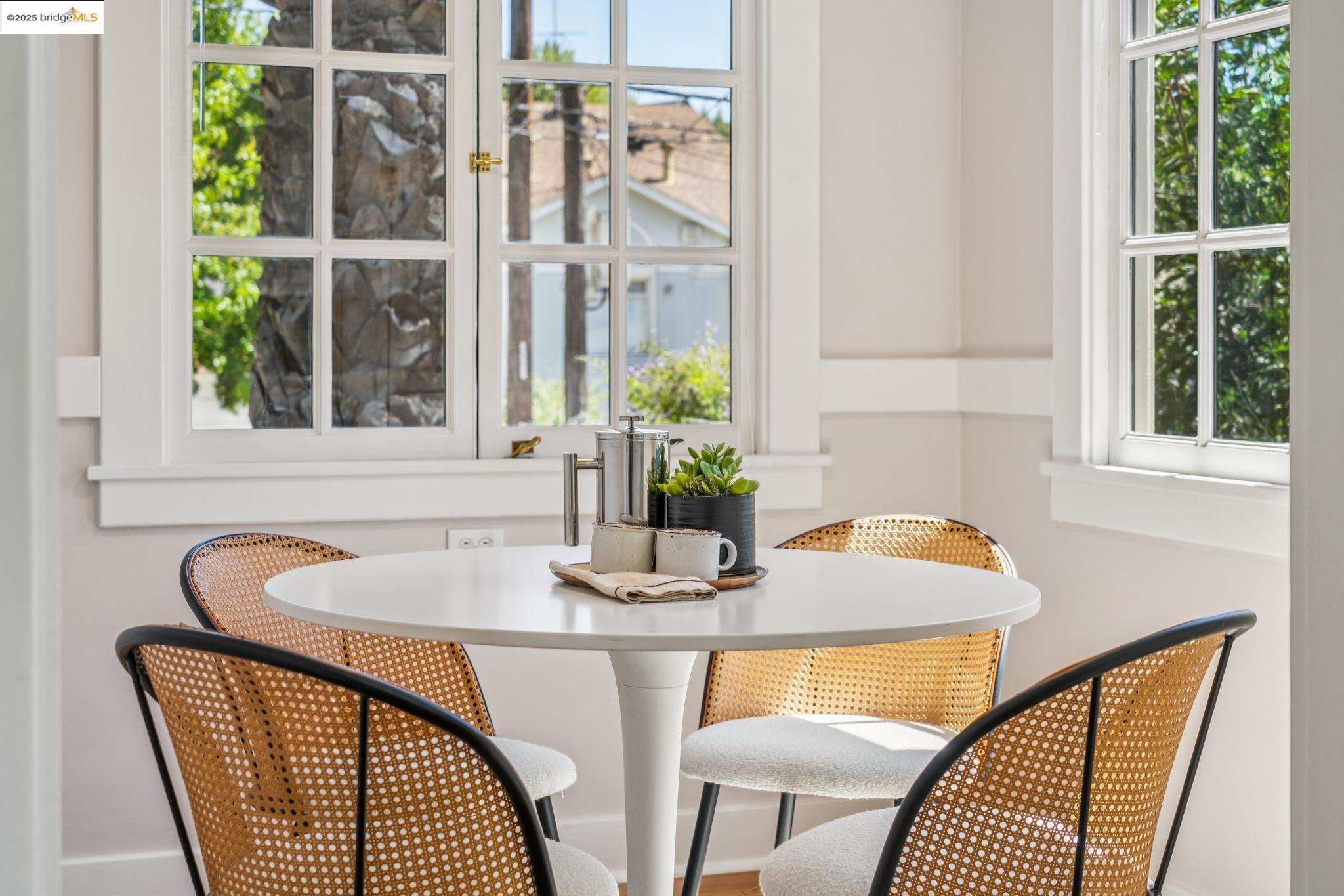 Detail Gallery Image 21 of 44 For 749 Mckinley Ave, Oakland,  CA 94610 - 4 Beds | 1 Baths